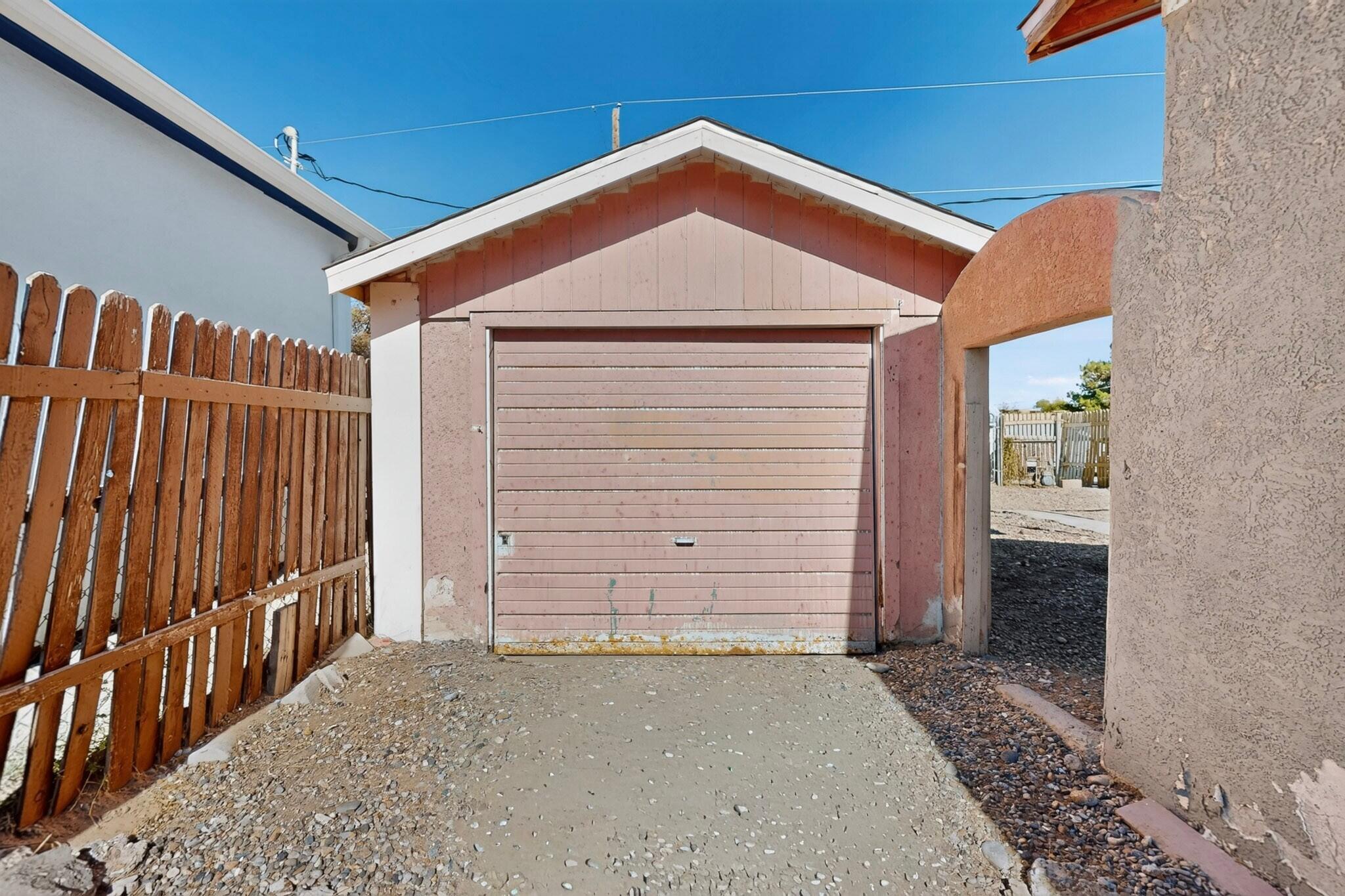Photo 8 — 1007 Calle Placitas