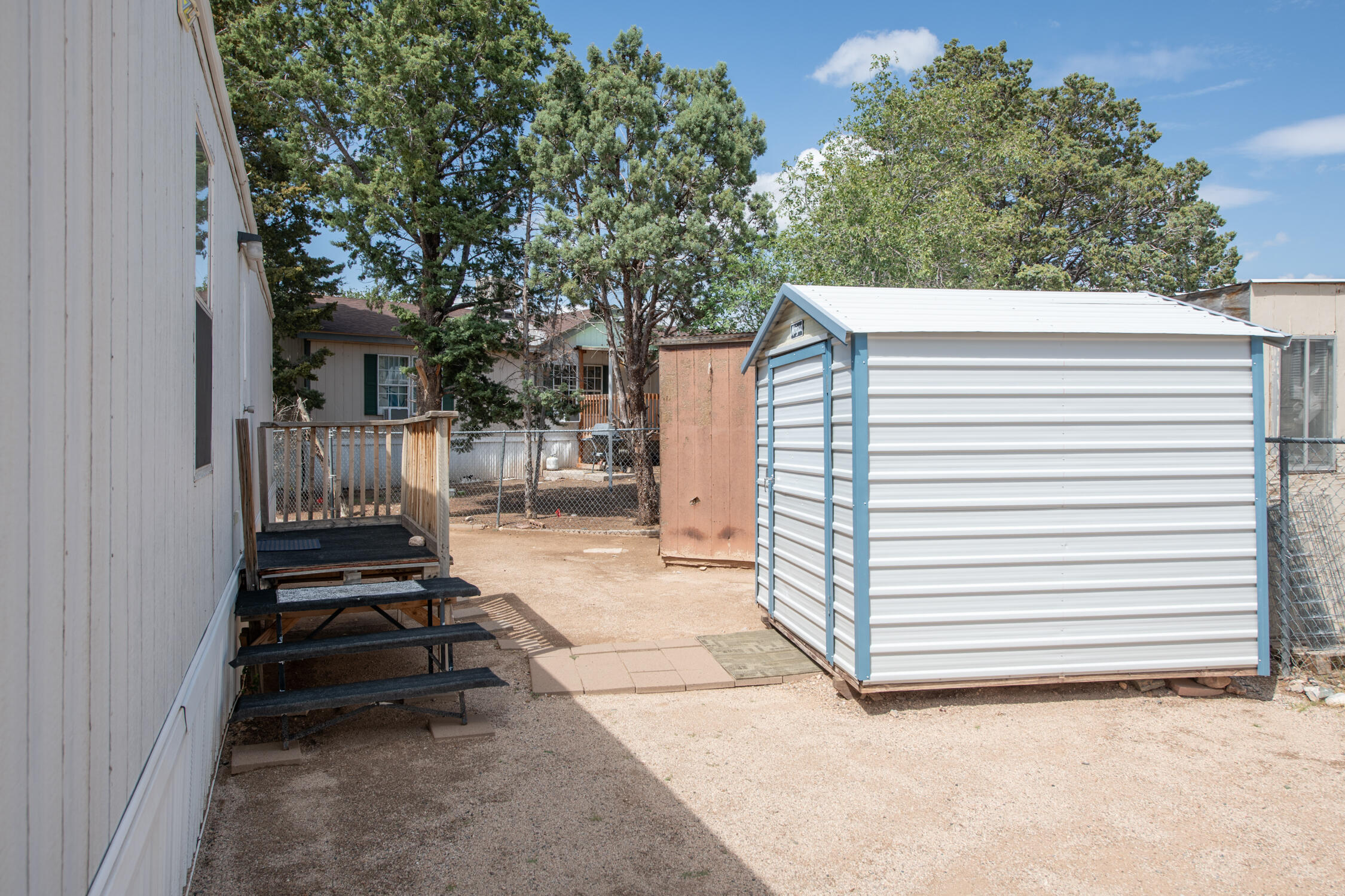 Photo 9 — 11100 Gibson Boulevard SE LX 369
