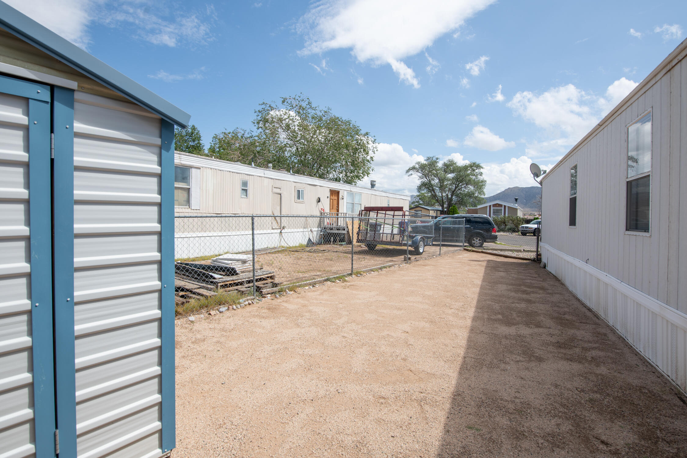 Photo 8 — 11100 Gibson Boulevard SE LX 369
