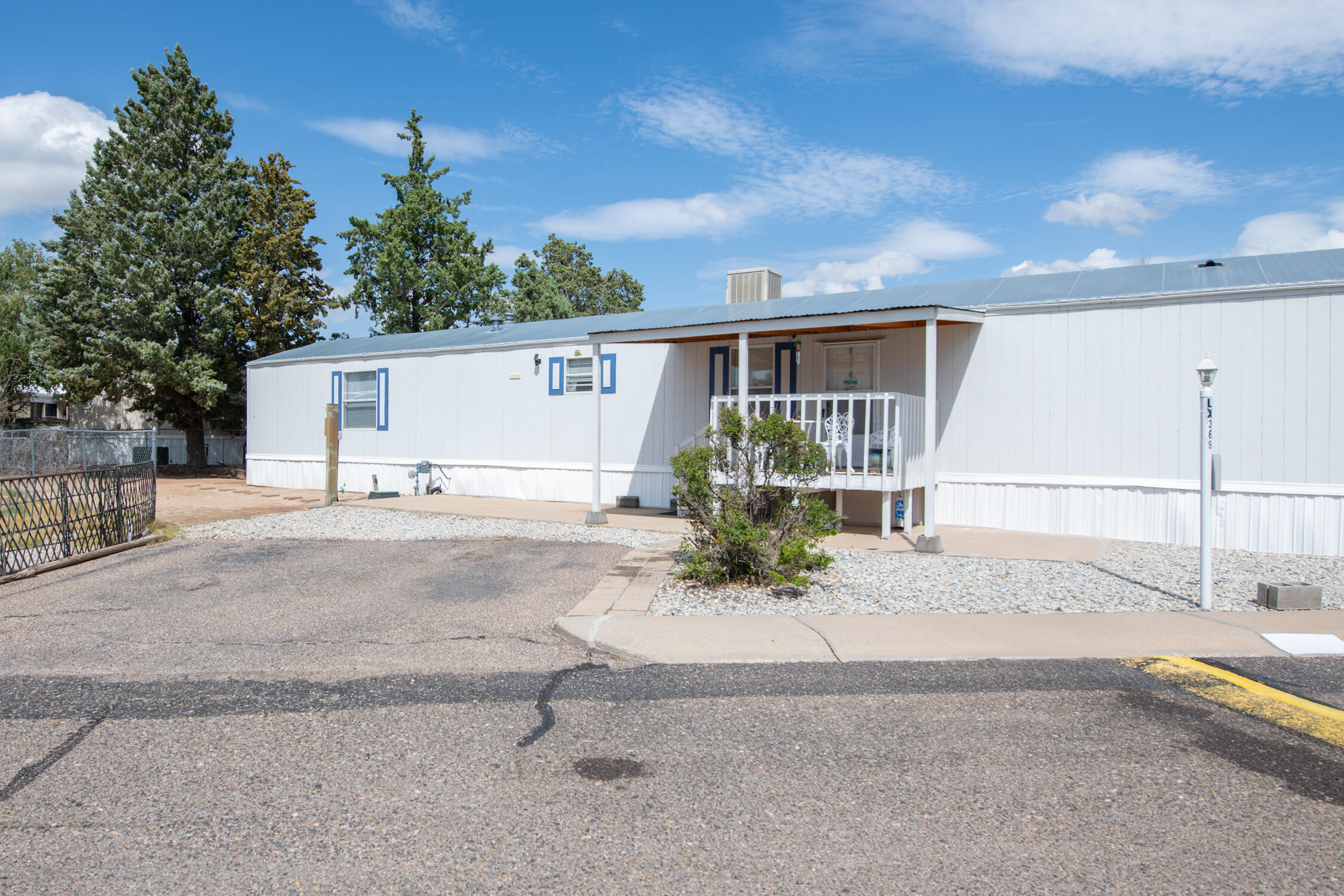 Photo 2 — 11100 Gibson Boulevard SE LX 369