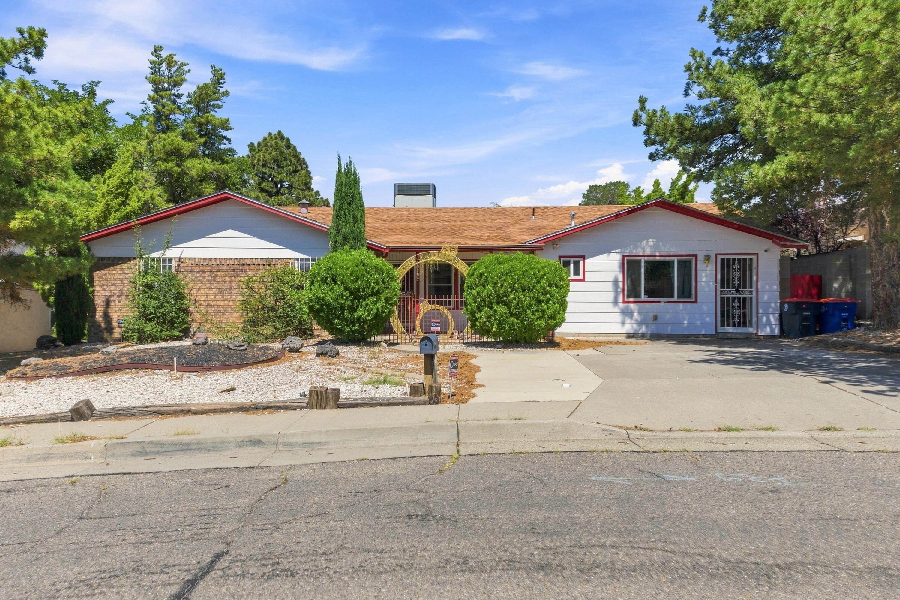 12709 S Viewcrest Place NE, Albuquerque, NM 87112