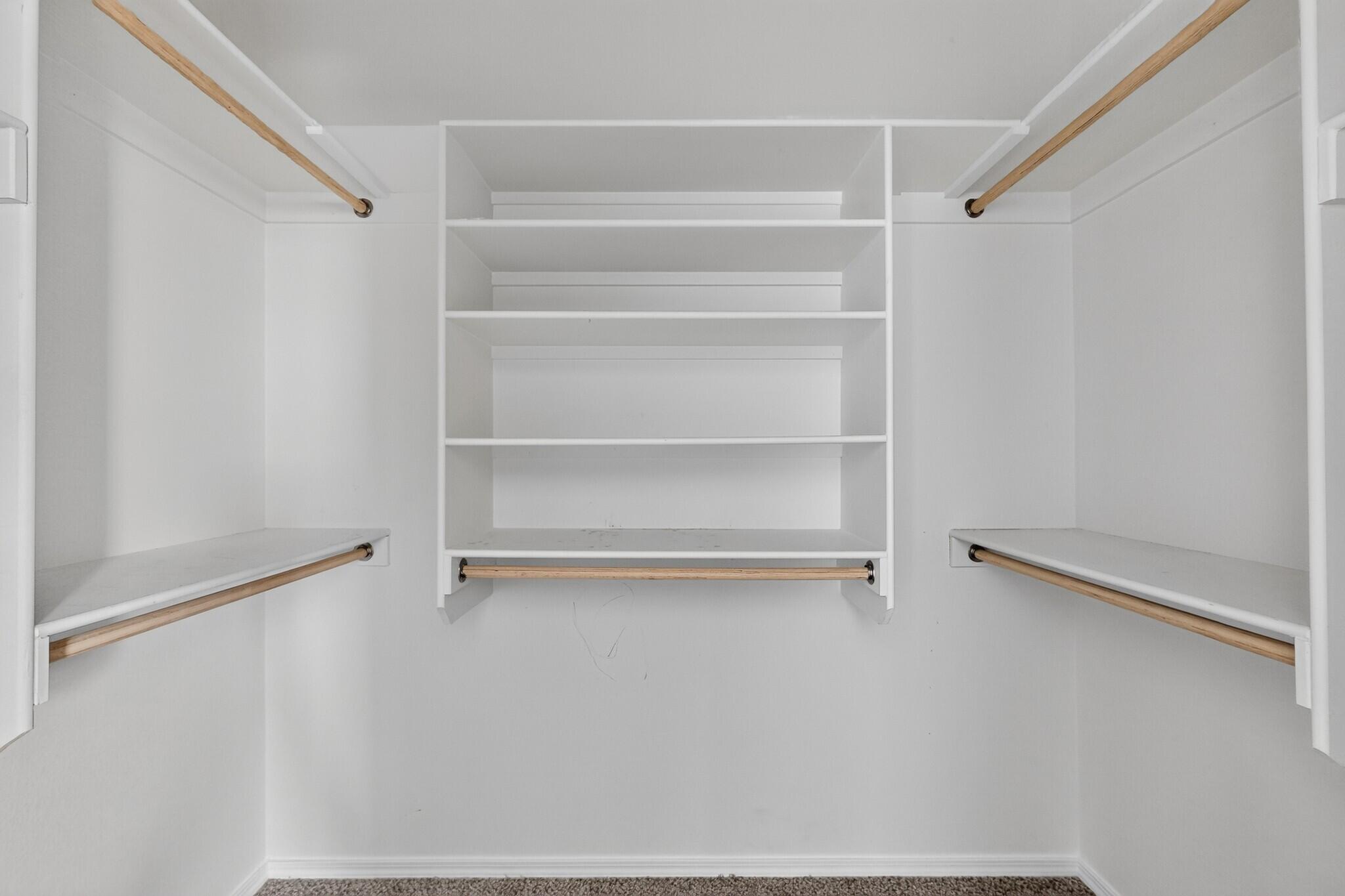Photo 20 — 6380 Gannett Drive NE