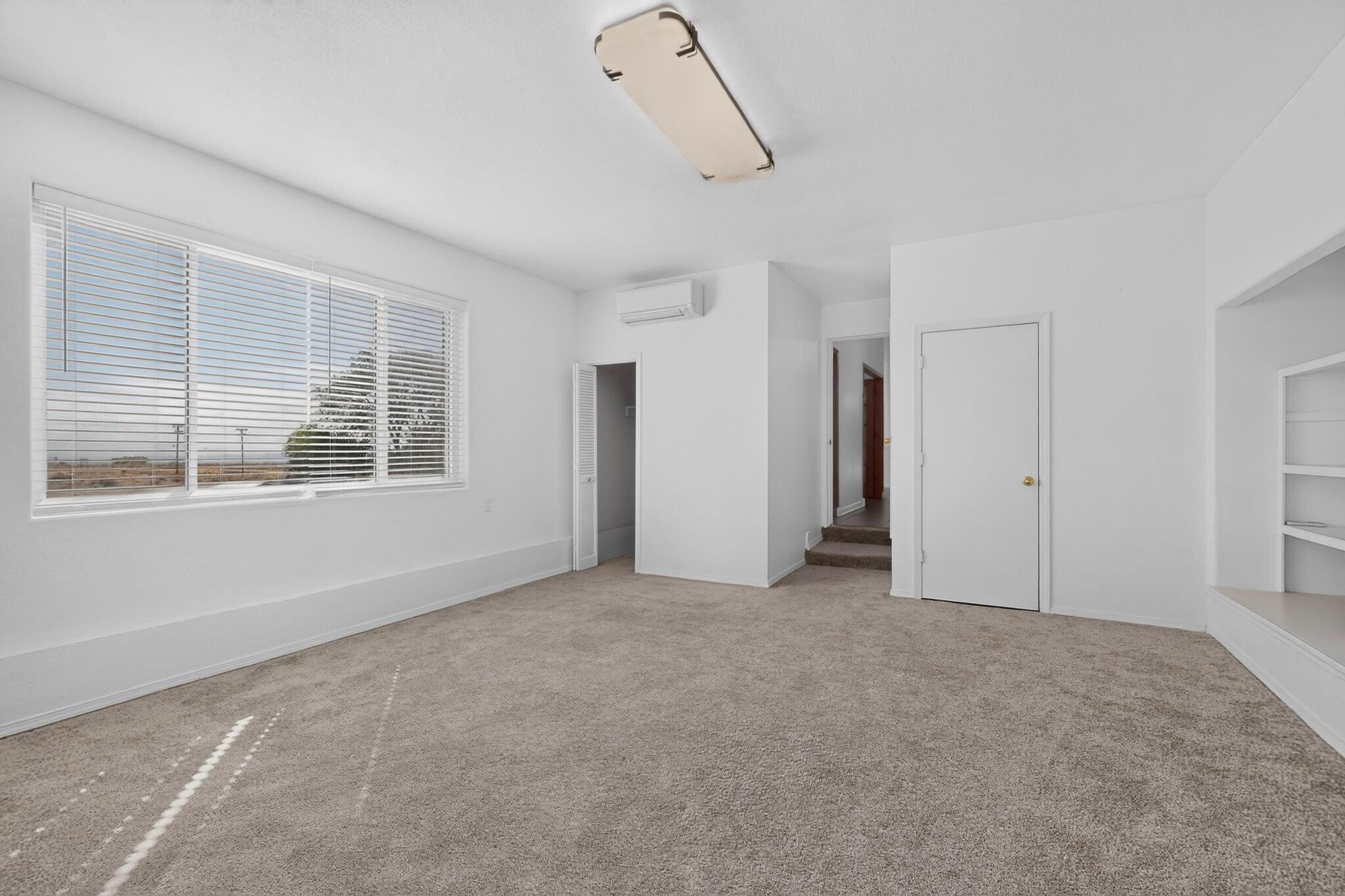 Photo 8 — 12050 Holly Avenue NE