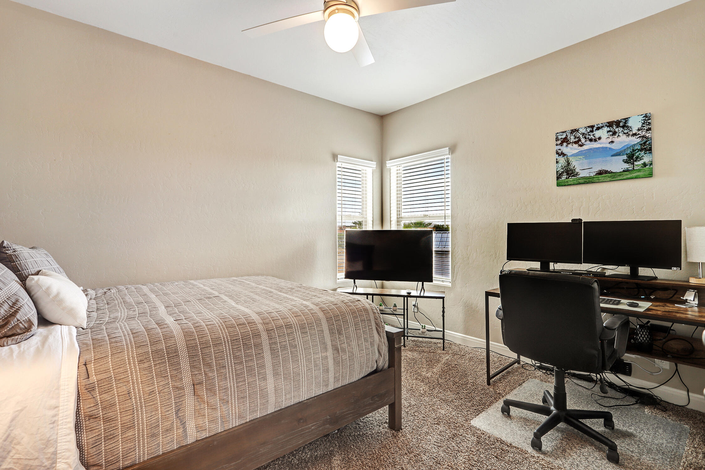Photo 3 — 6309 Camino Alto Road NW