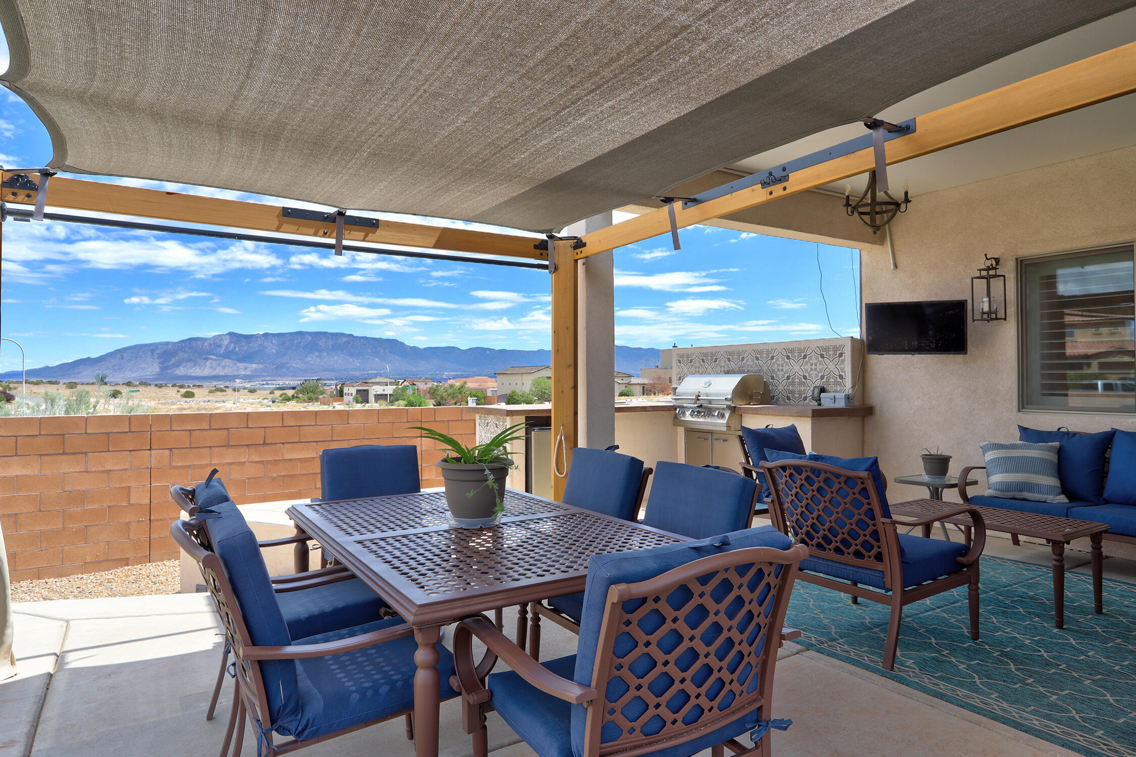 Photo 14 — 6309 Camino Alto Road NW