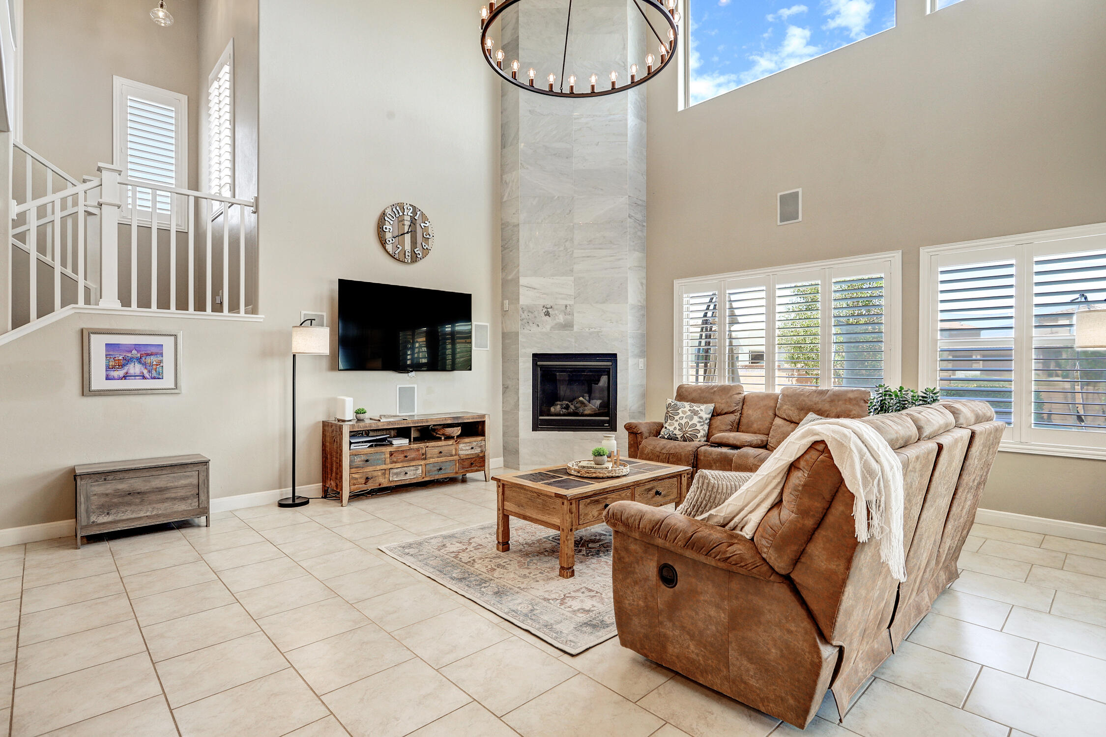 Photo 2 — 6309 Camino Alto Road NW