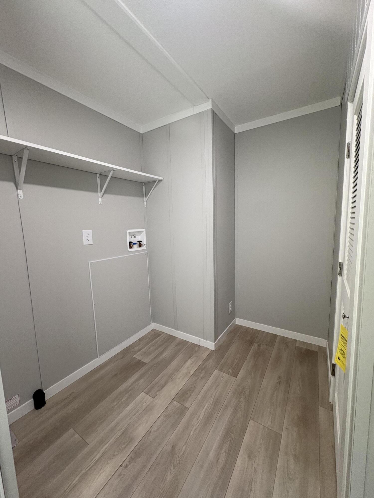 Photo 7 — 1212 Las Rosas Drive SE