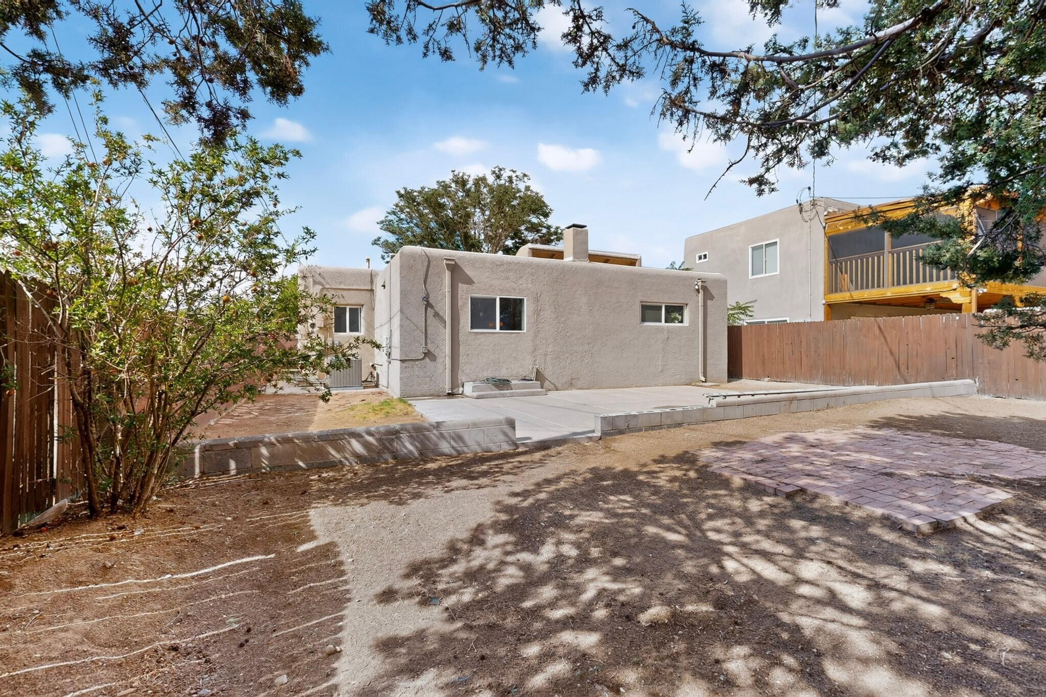 Photo 18 — 4700 Crest Avenue SE