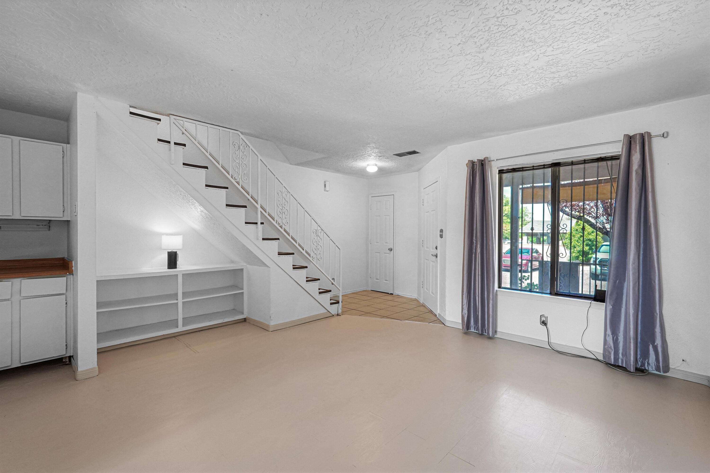 Photo 17 — 8201 Trumbull Avenue SE APT B
