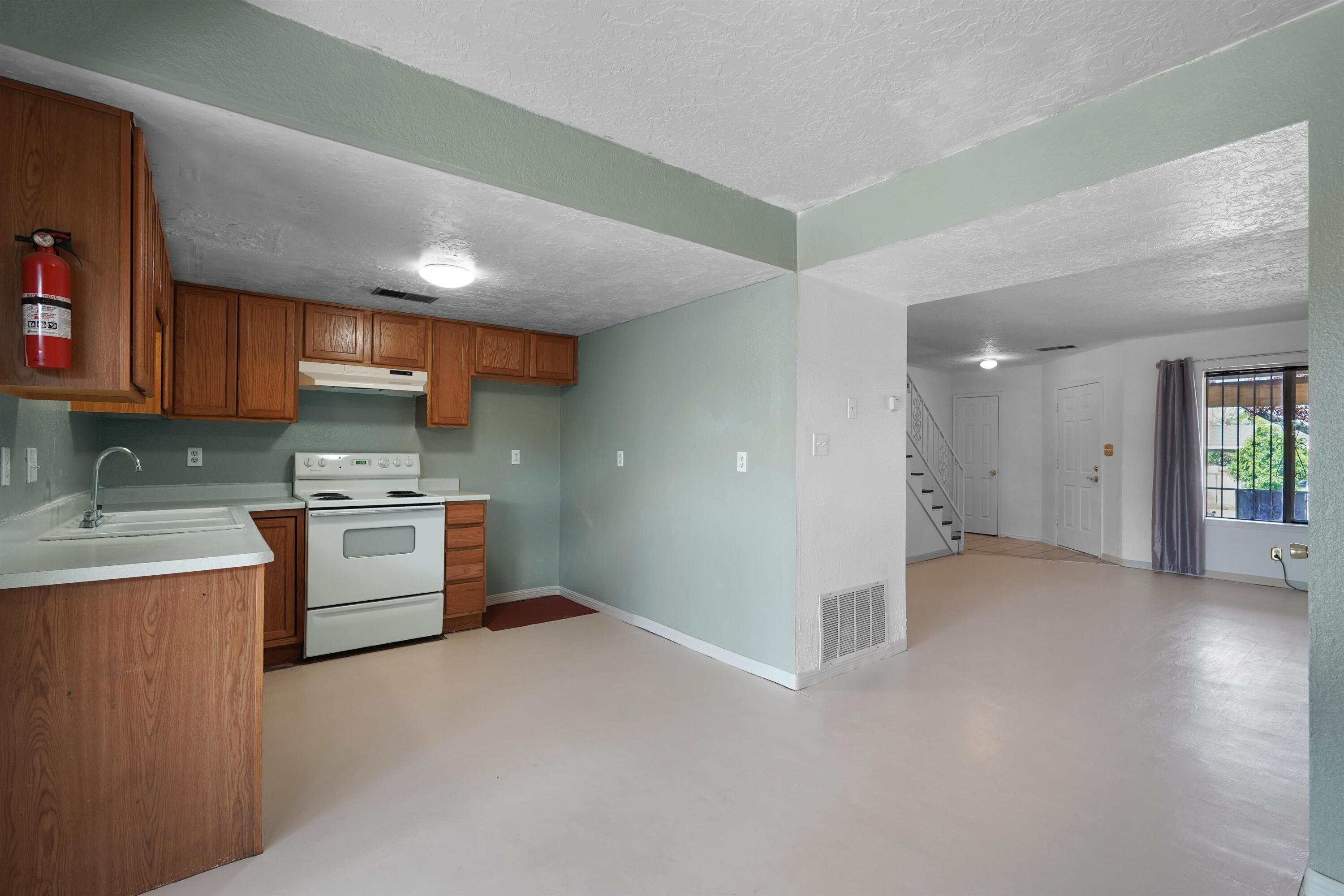 Photo 18 — 8201 Trumbull Avenue SE APT B
