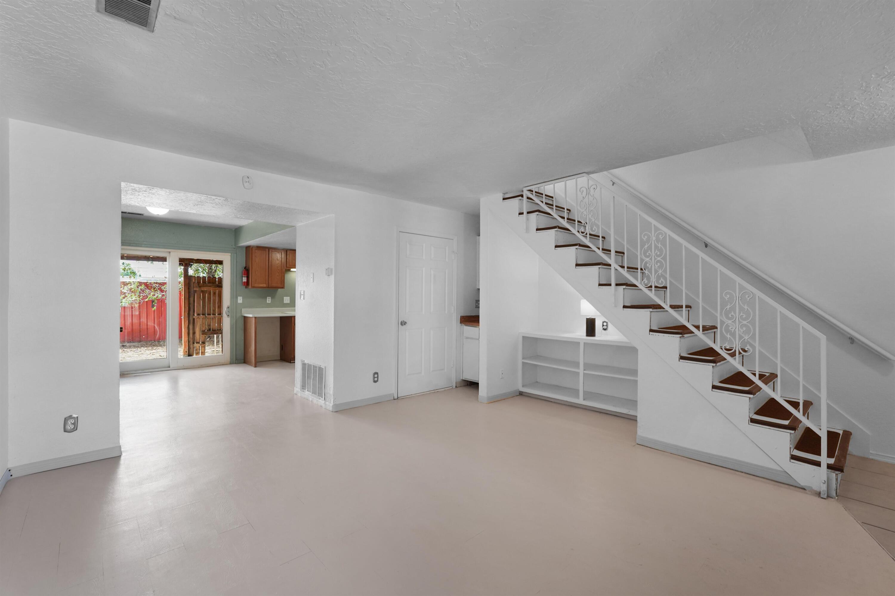 Photo 9 — 8201 Trumbull Avenue SE APT B