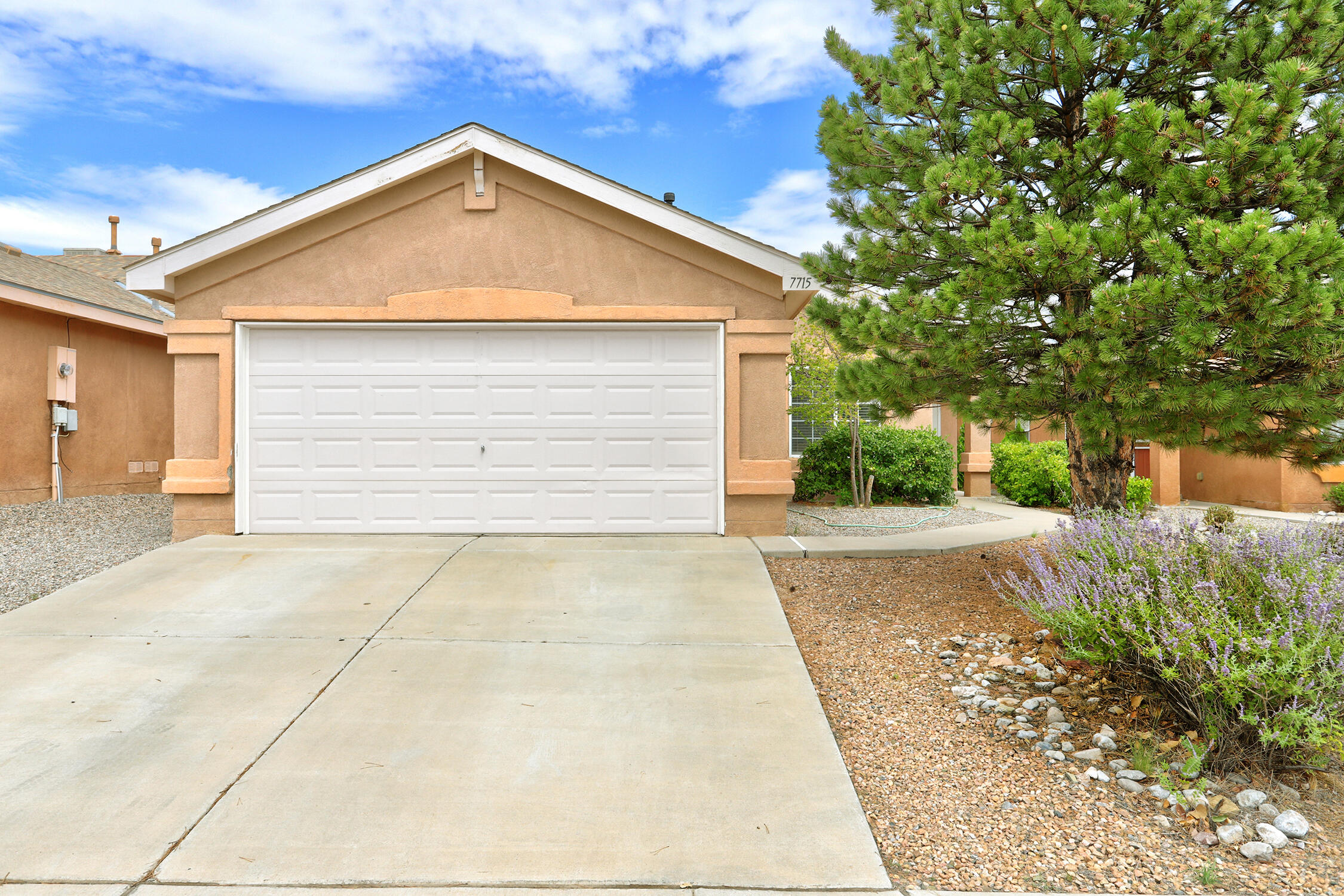 7715 Harrier Avenue NW, Rio Rancho, NM 87114