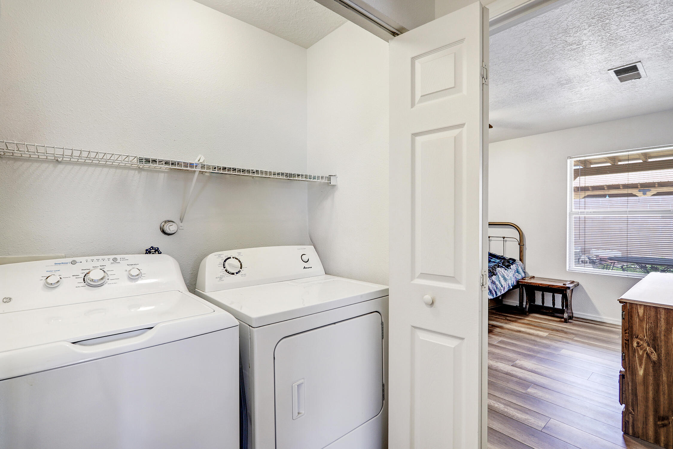 Photo 11 — 7715 Harrier Avenue NW