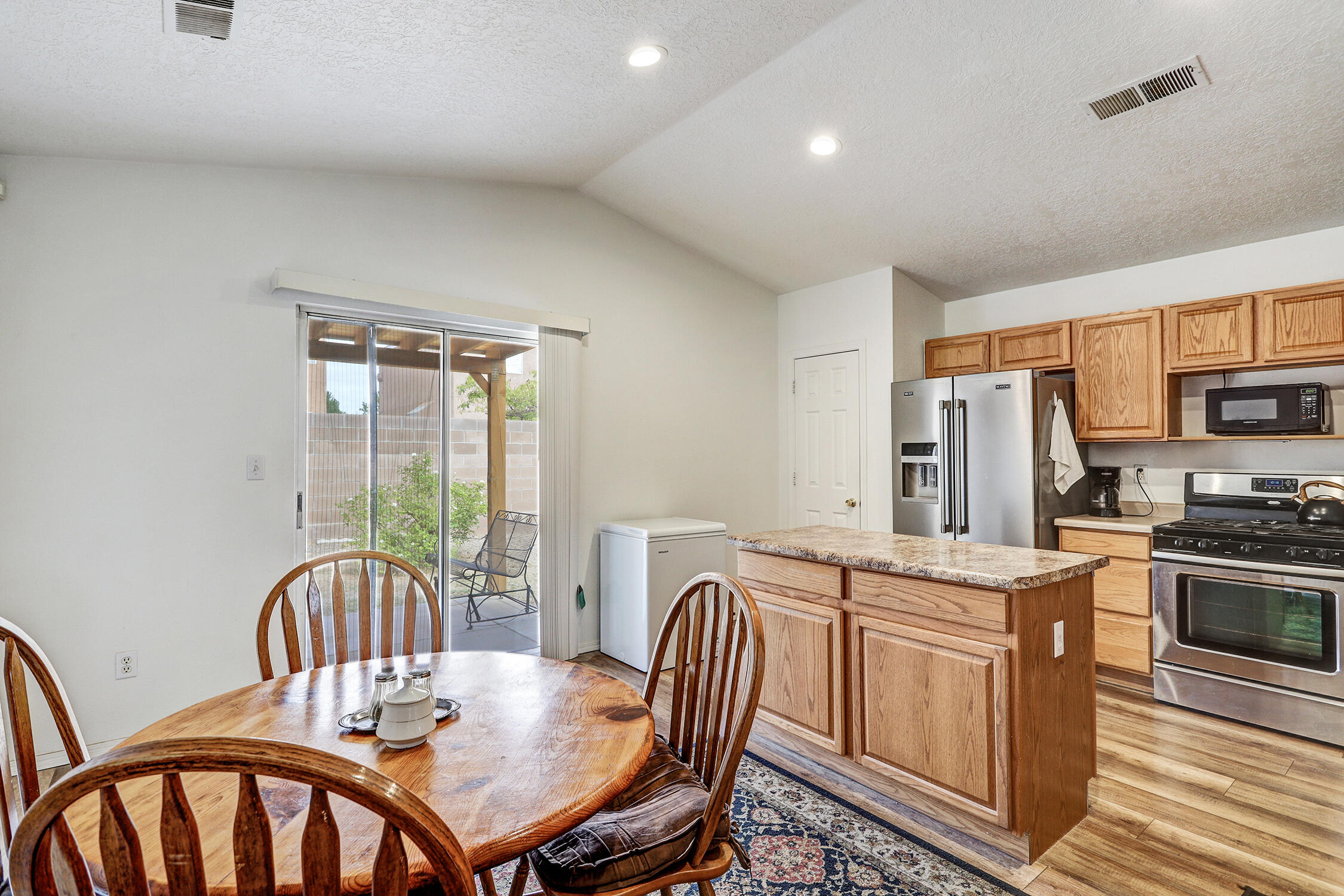 Photo 3 — 7715 Harrier Avenue NW