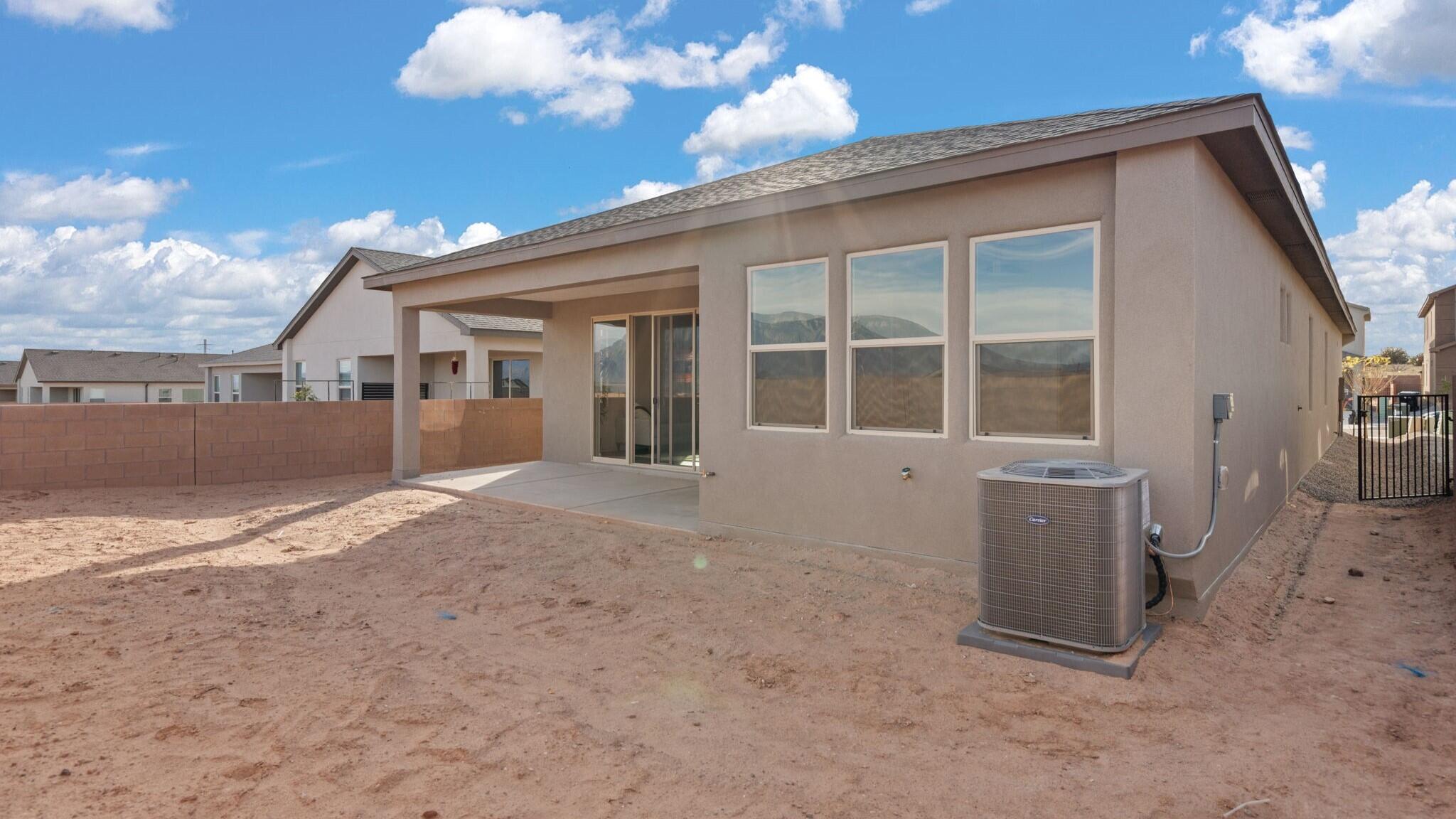 Photo 7 — 4175 Silver Springs Drive NE