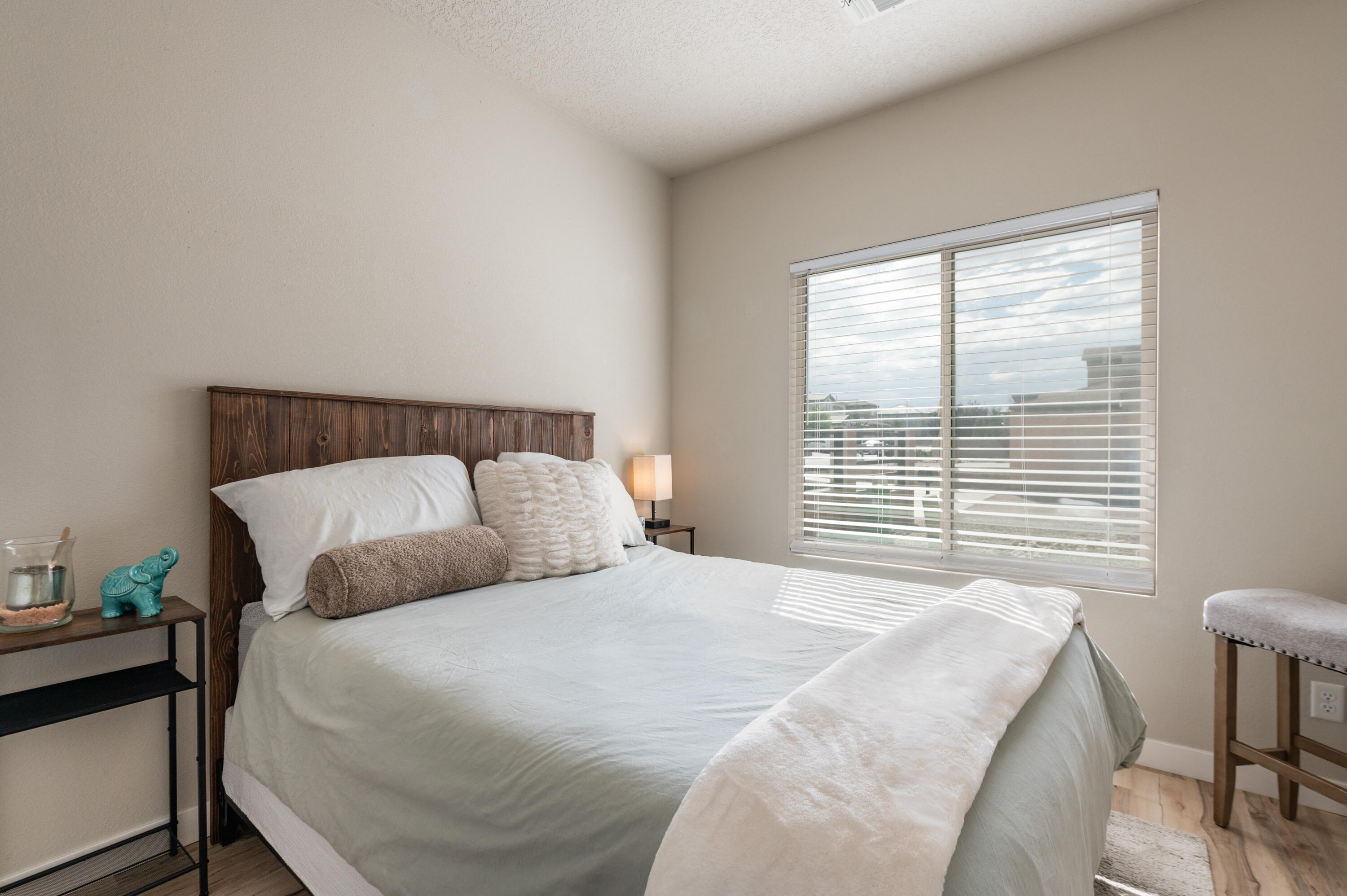 Photo 11 — 7501 Prickly Brush Street NW