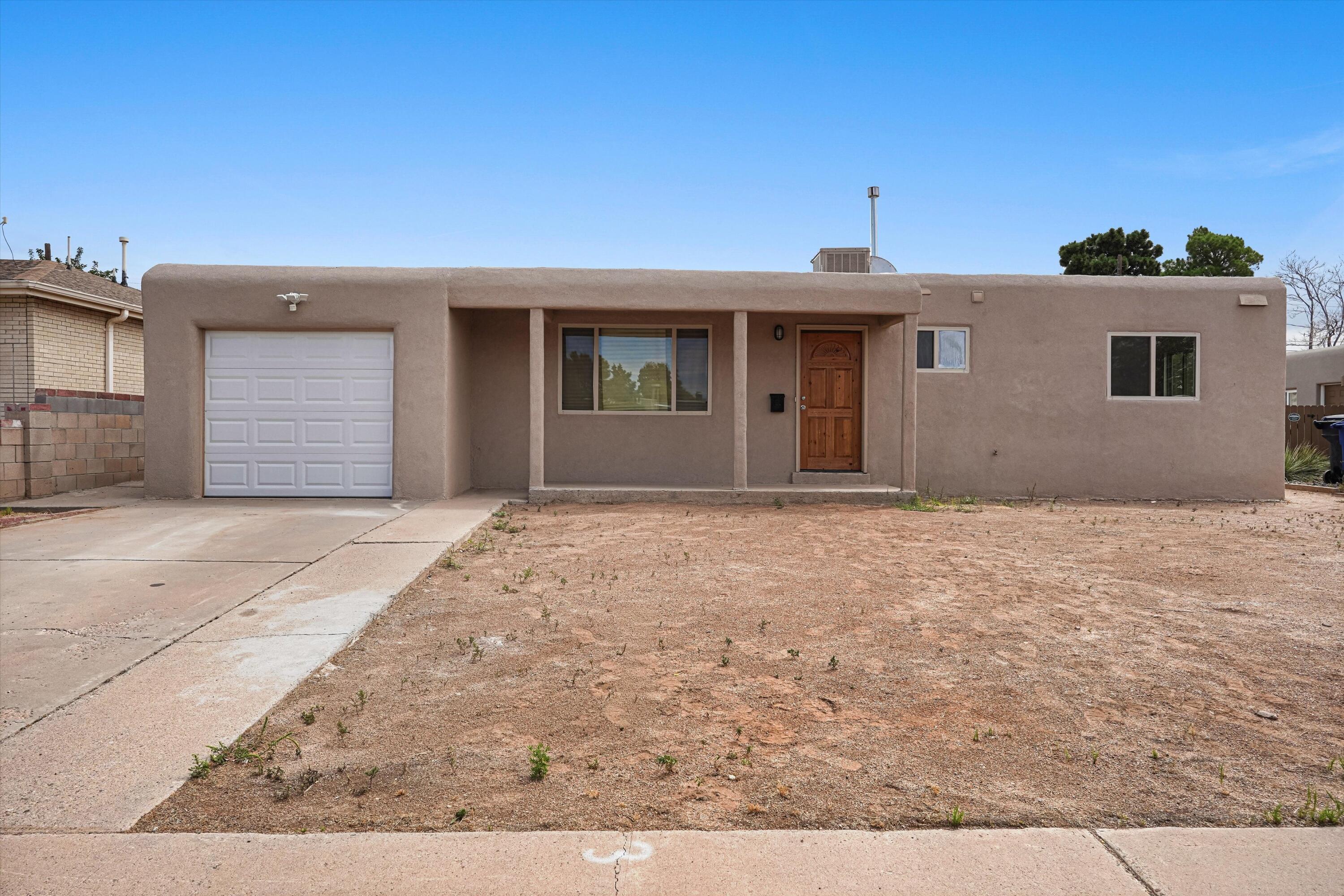 2346 Valencia Drive NE, Albuquerque, NM 87110