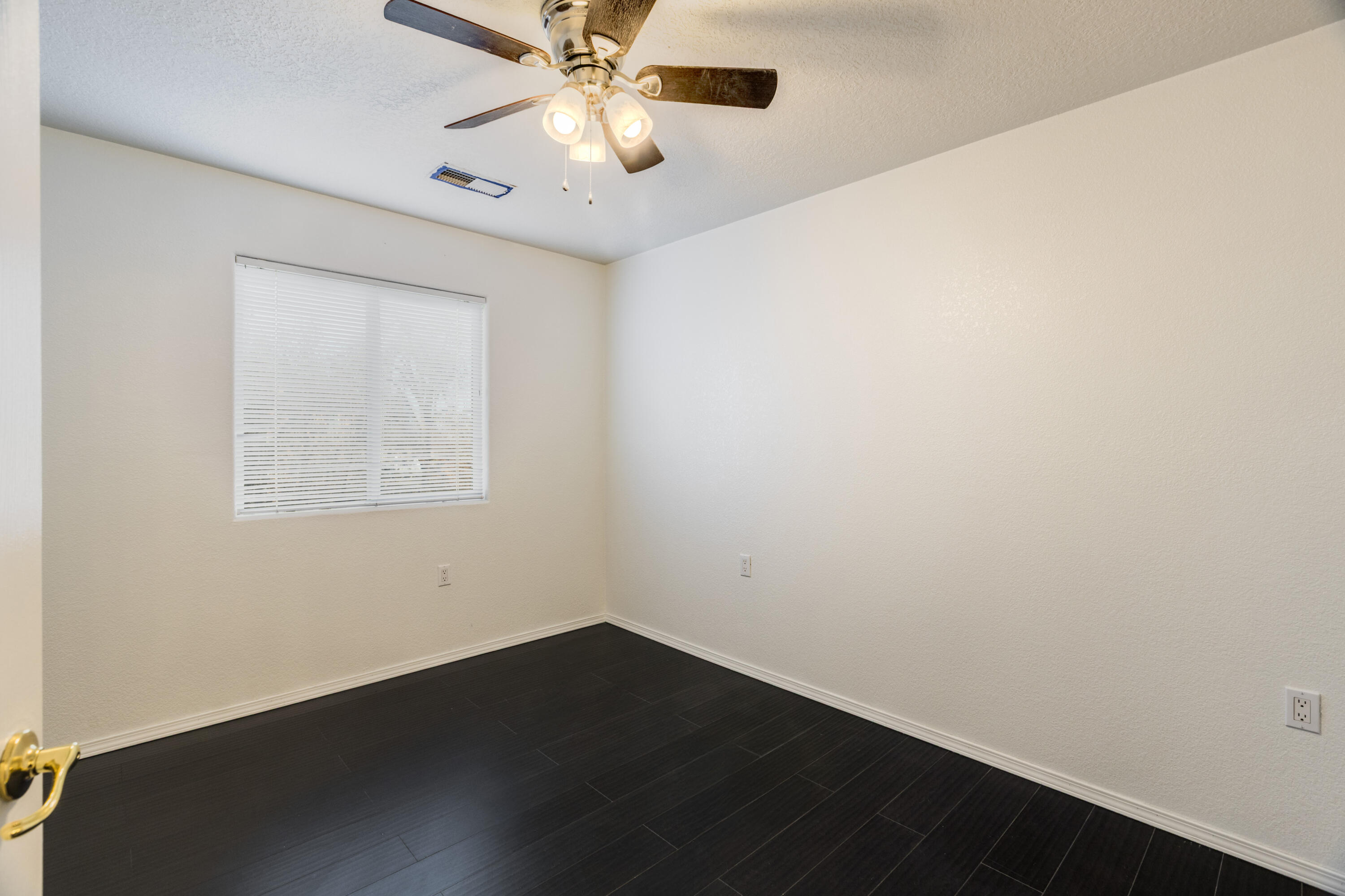 Photo 12 — 601 Menaul Boulevard NE UNIT 3603