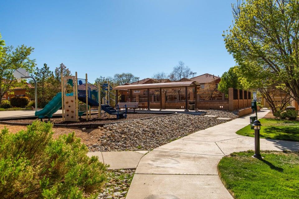 Photo 2 — 601 Menaul Boulevard NE UNIT 3603