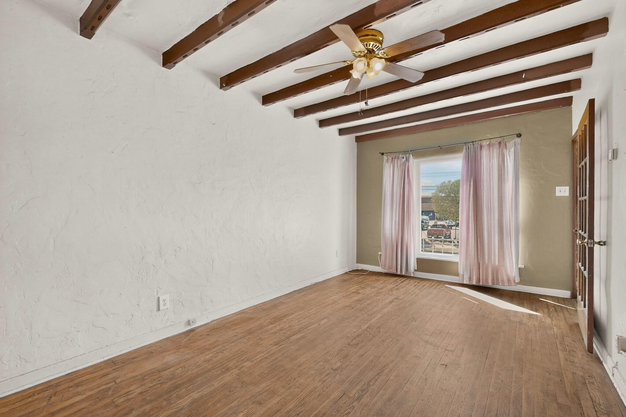 Photo 15 — 816 6th Street NW
