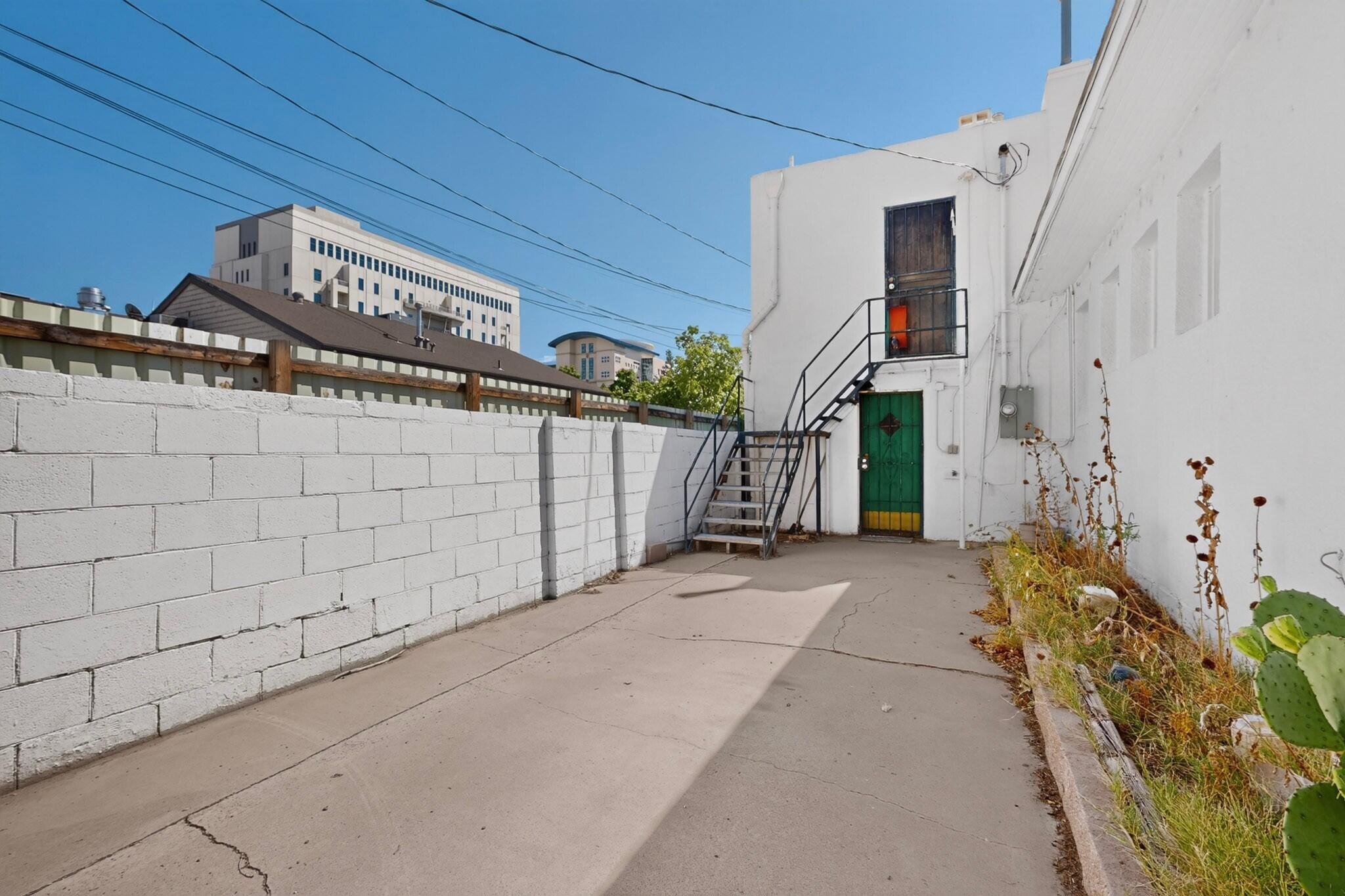 Photo 3 — 816 6th Street NW