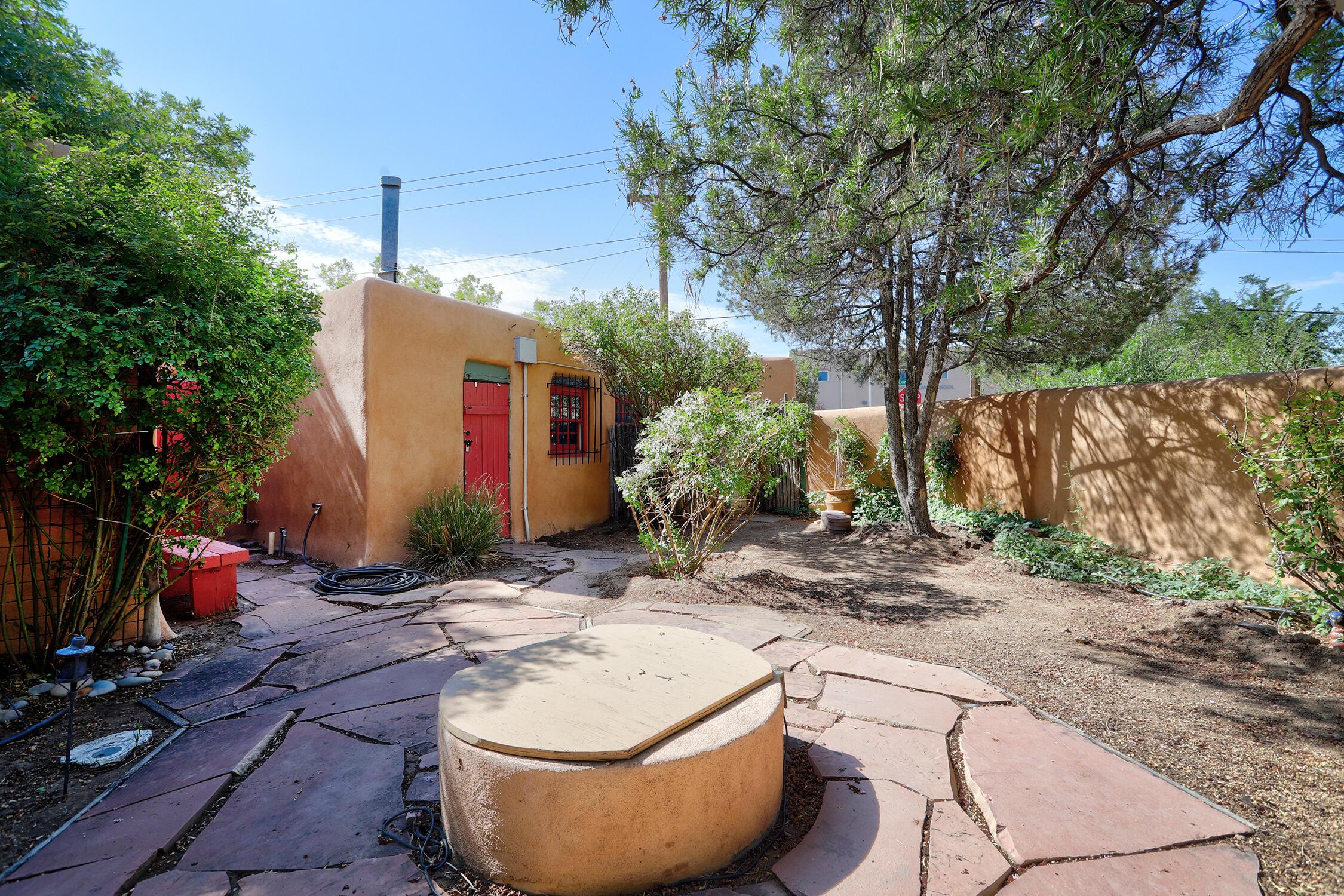 Photo 12 — 5 Chacon Place NW