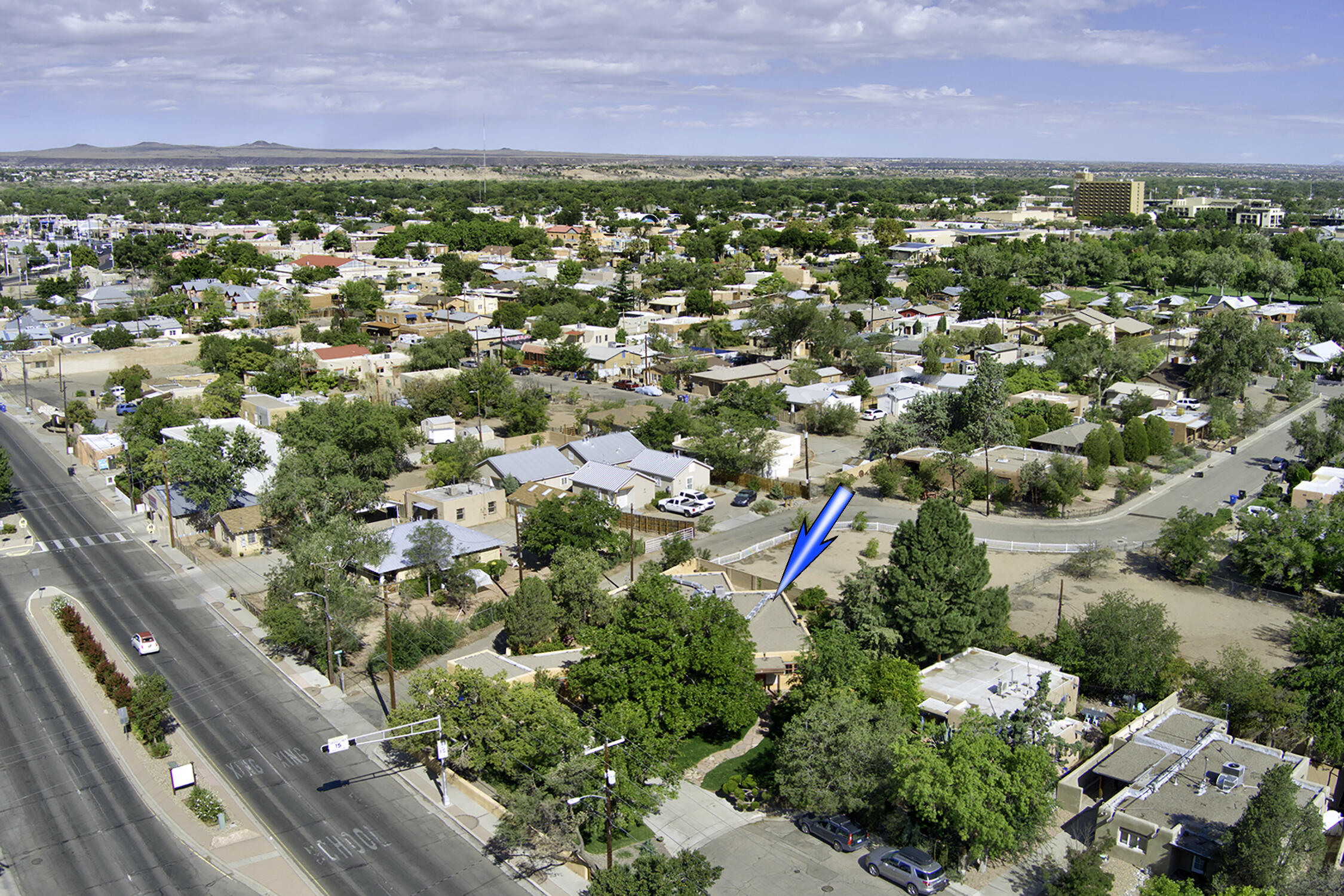 Photo 3 — 5 Chacon Place NW