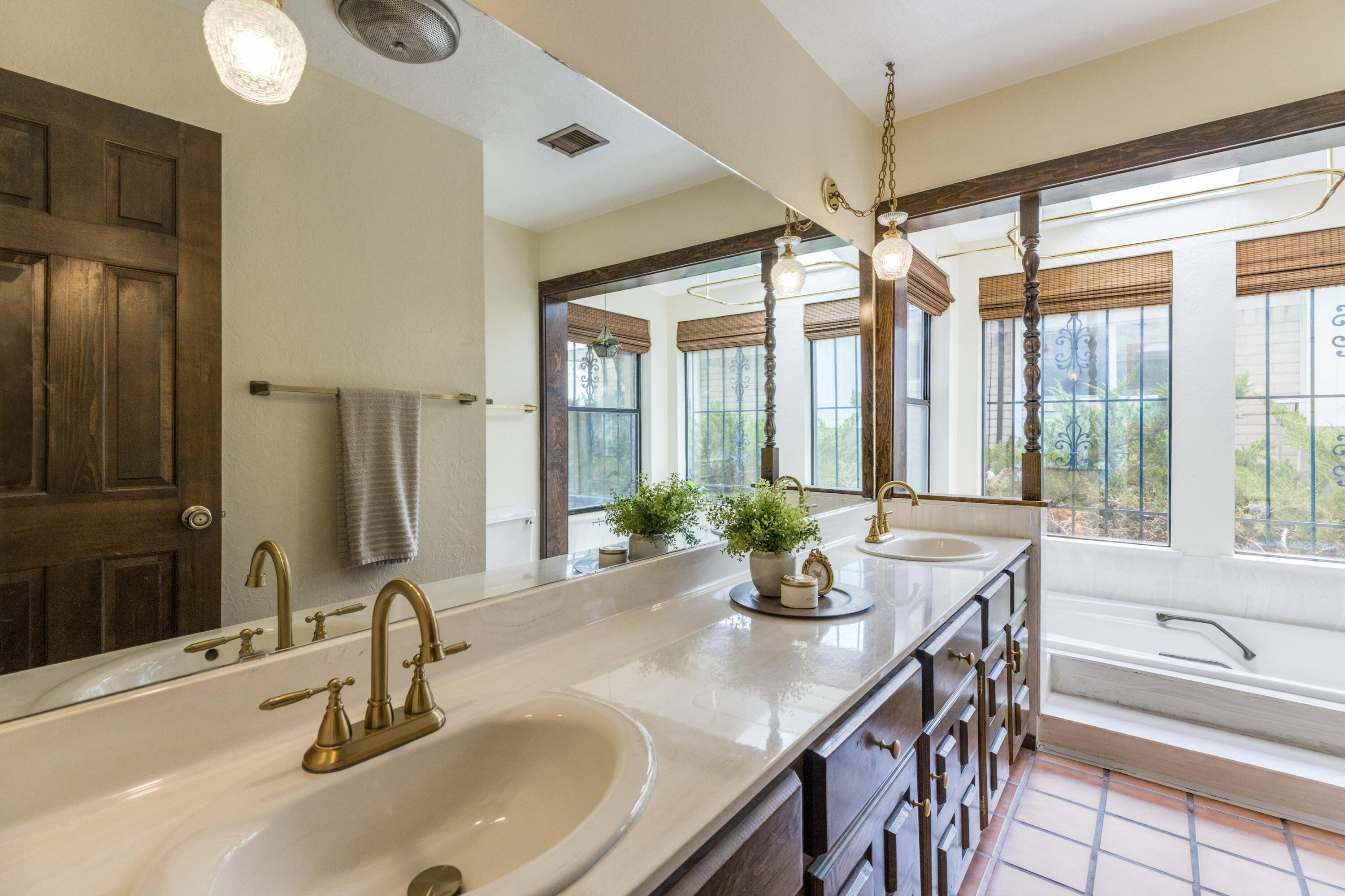Photo 9 — 1117 Sagebrush Trail SE