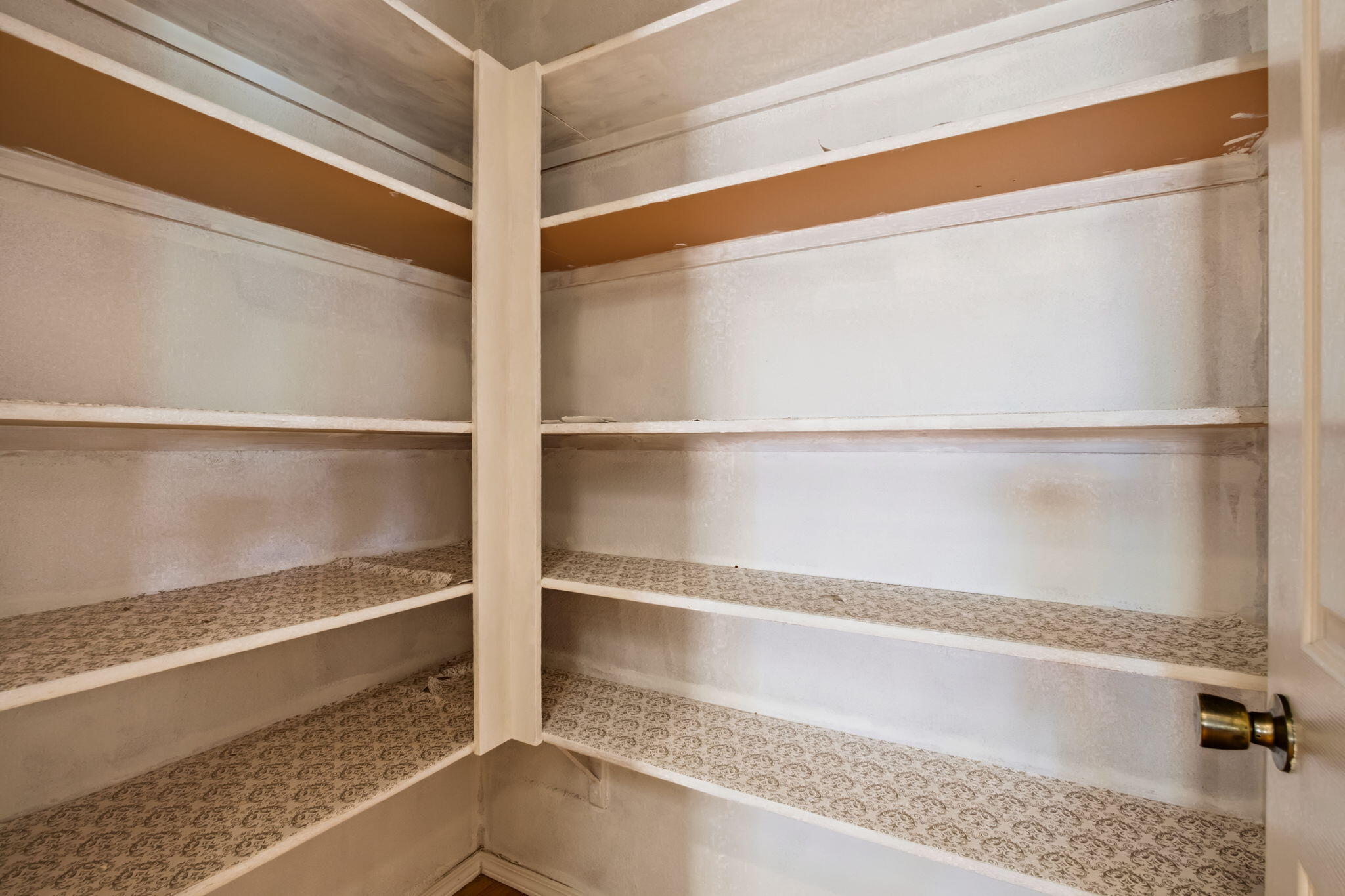 Photo 10 — 4801 Irving Boulevard NW UNIT 2404