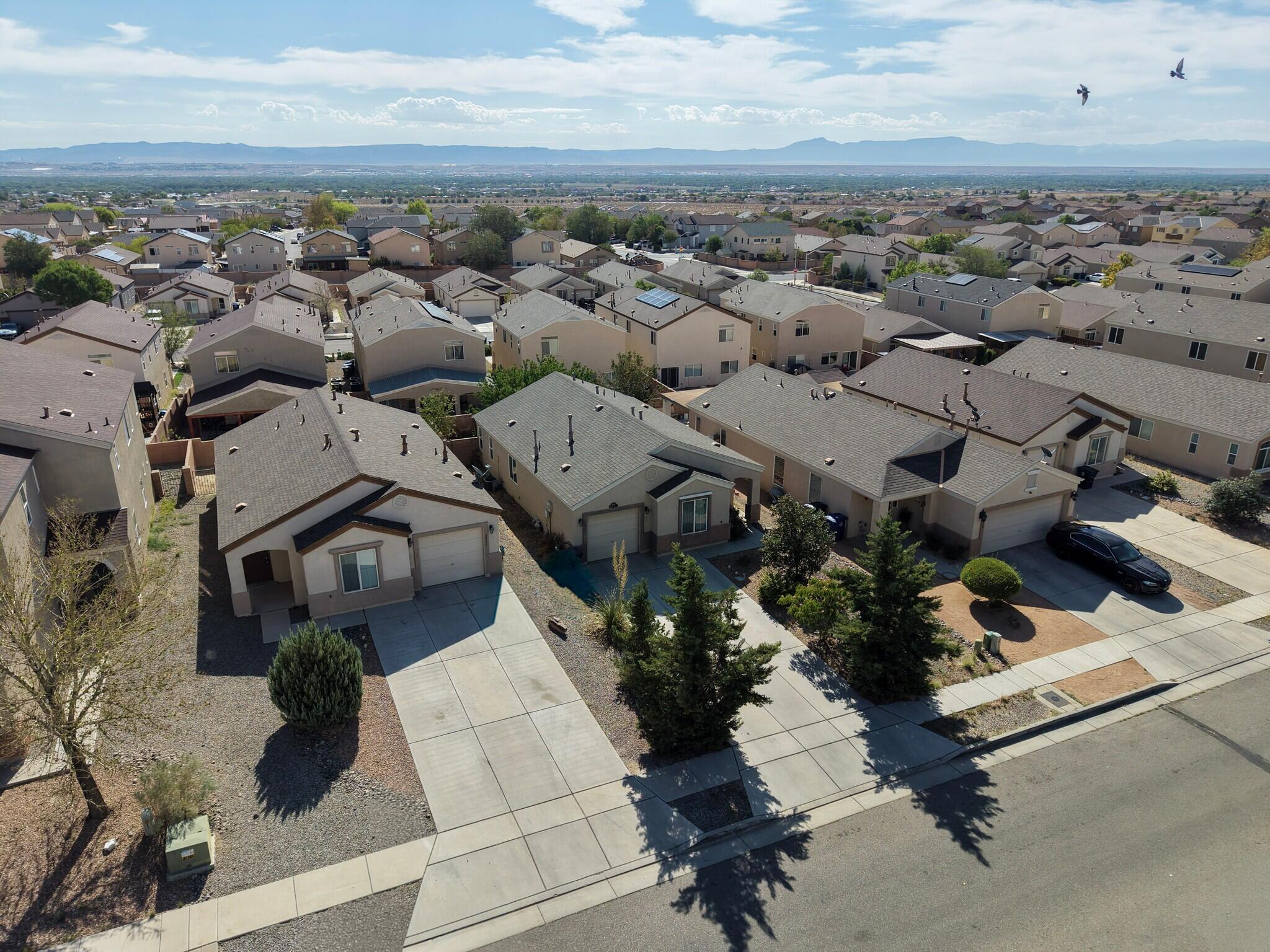 Photo 18 — 2826 Merlot Drive SW
