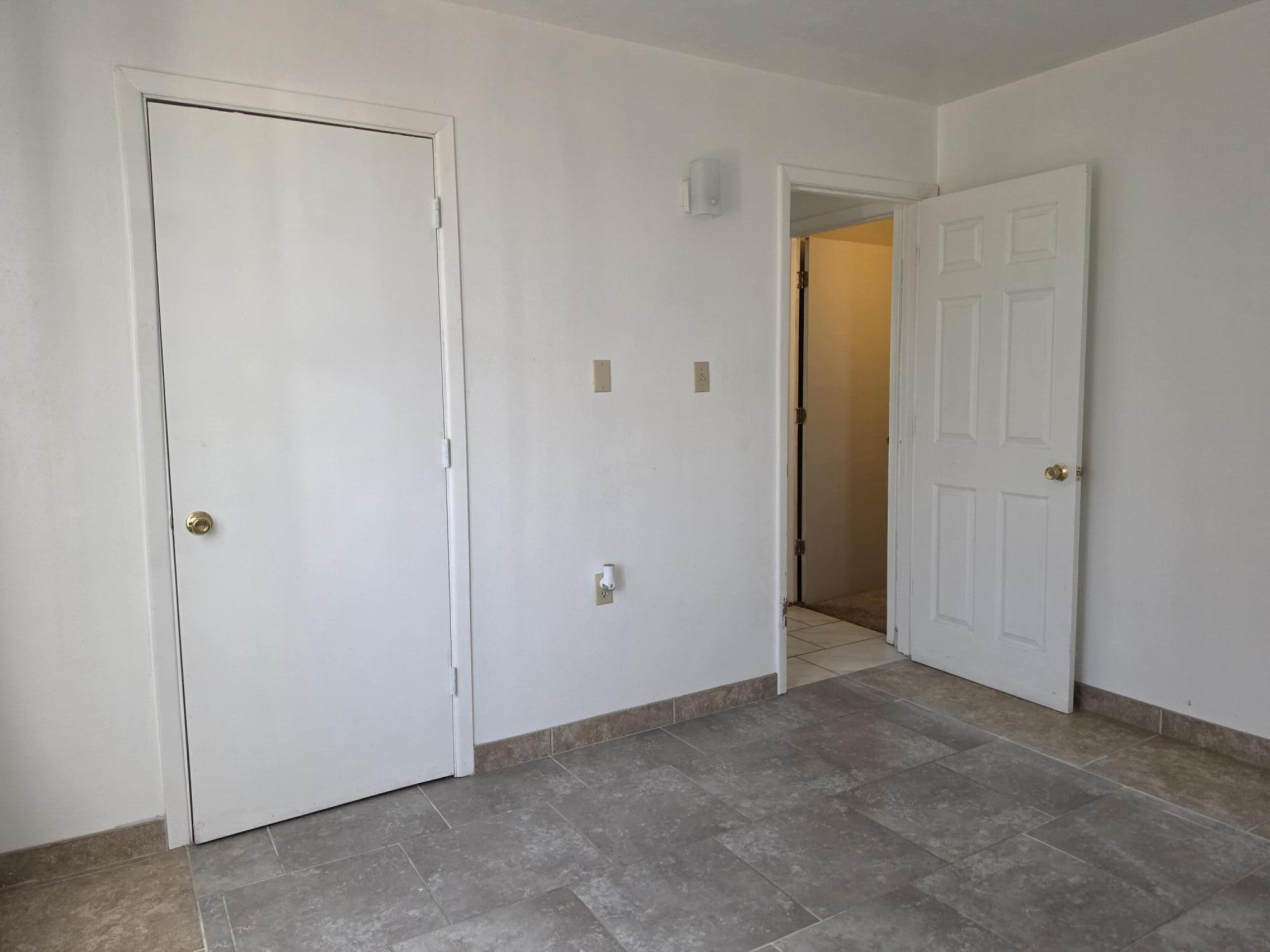 Photo 3 — 5512 Cleo Road SW