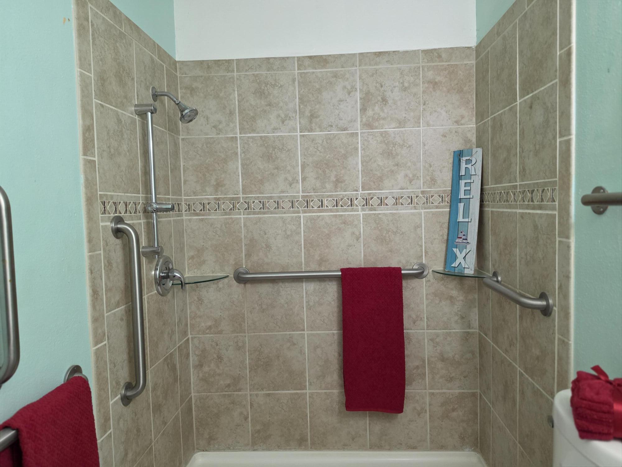 Photo 5 — 5512 Cleo Road SW