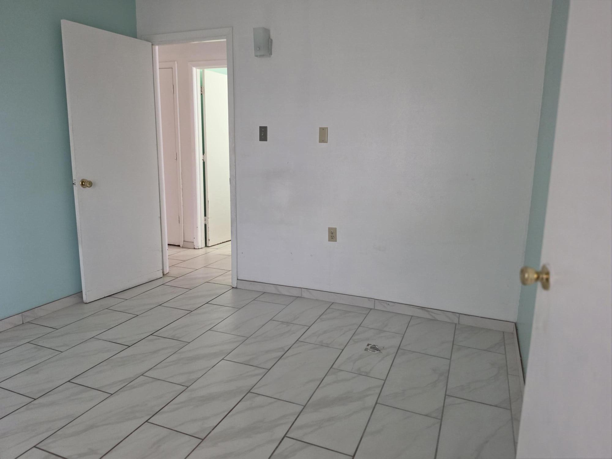 Photo 8 — 5512 Cleo Road SW
