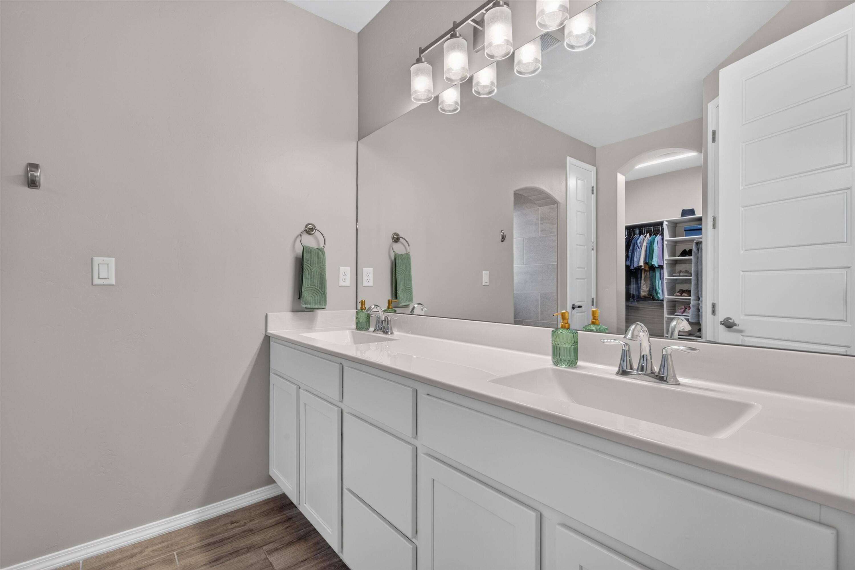 Photo 12 — 4225 Crowned Eagle Loop NE