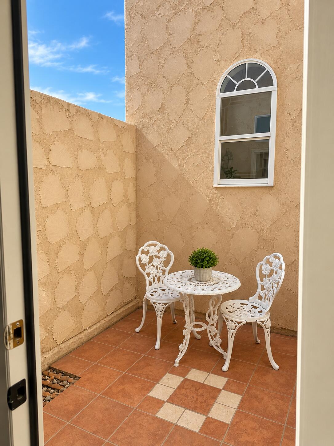 Photo 13 — 9208 Masini Lane NW