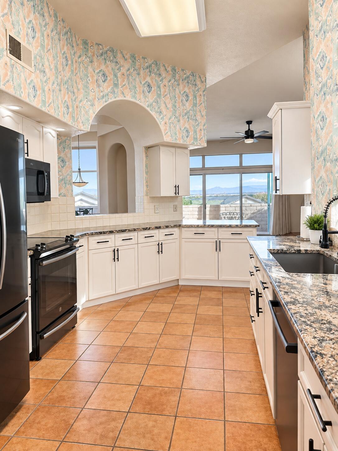 Photo 17 — 9208 Masini Lane NW