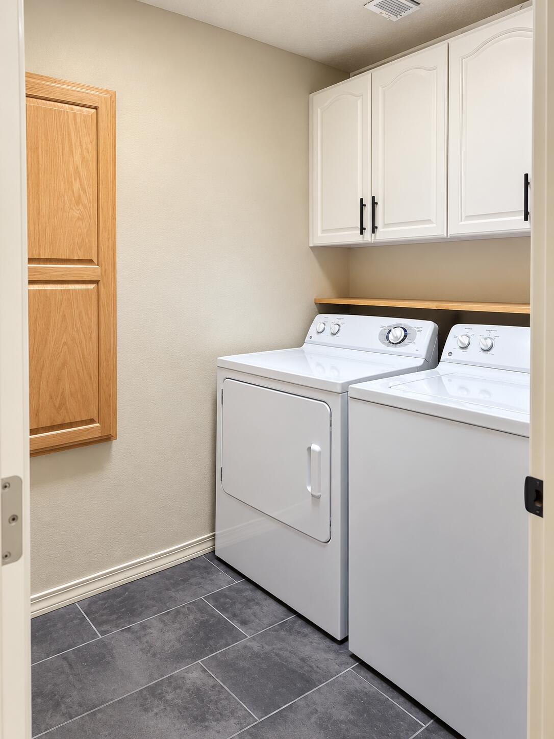 Photo 16 — 9208 Masini Lane NW
