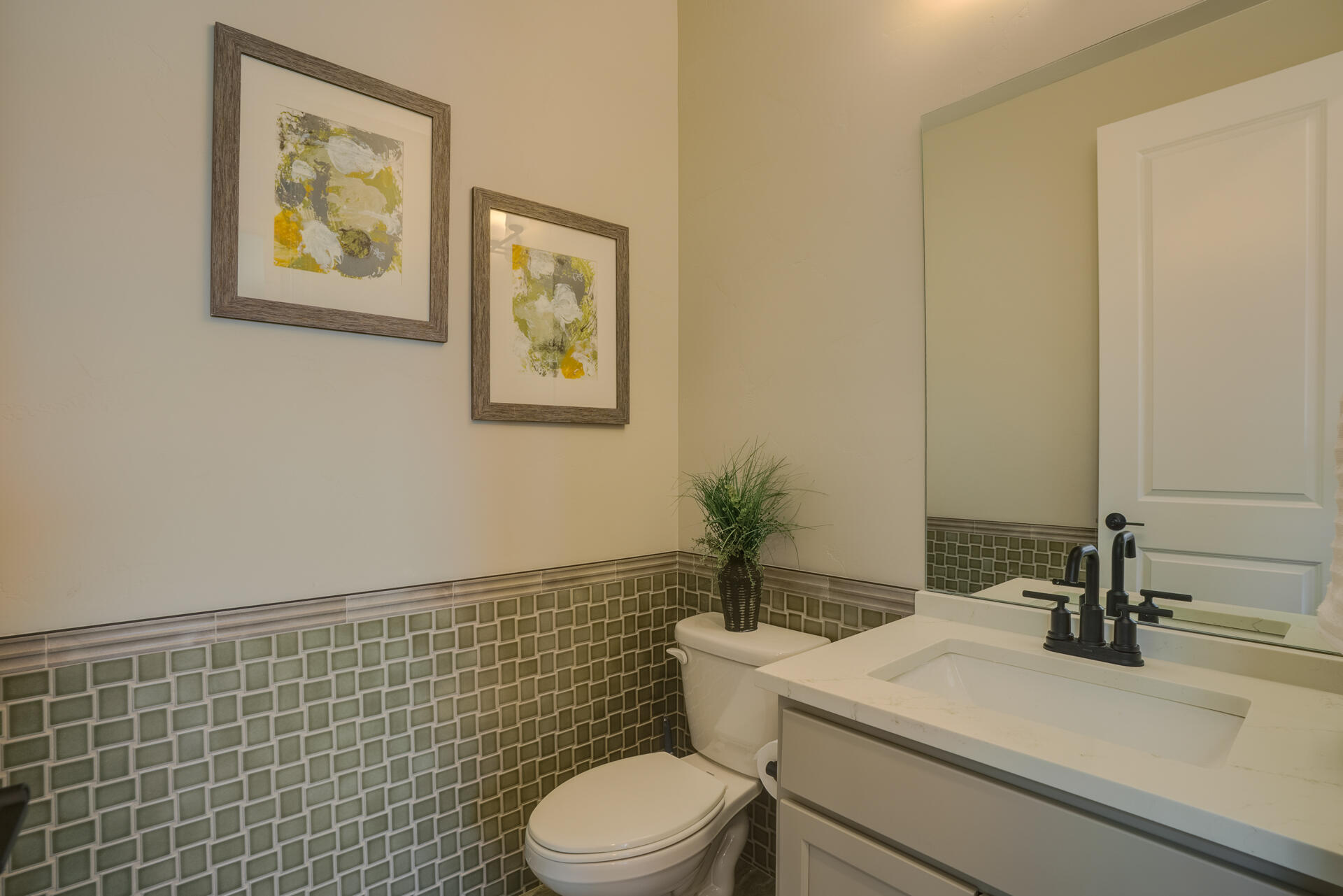Photo 11 — 2777 Seaforth Circle NE