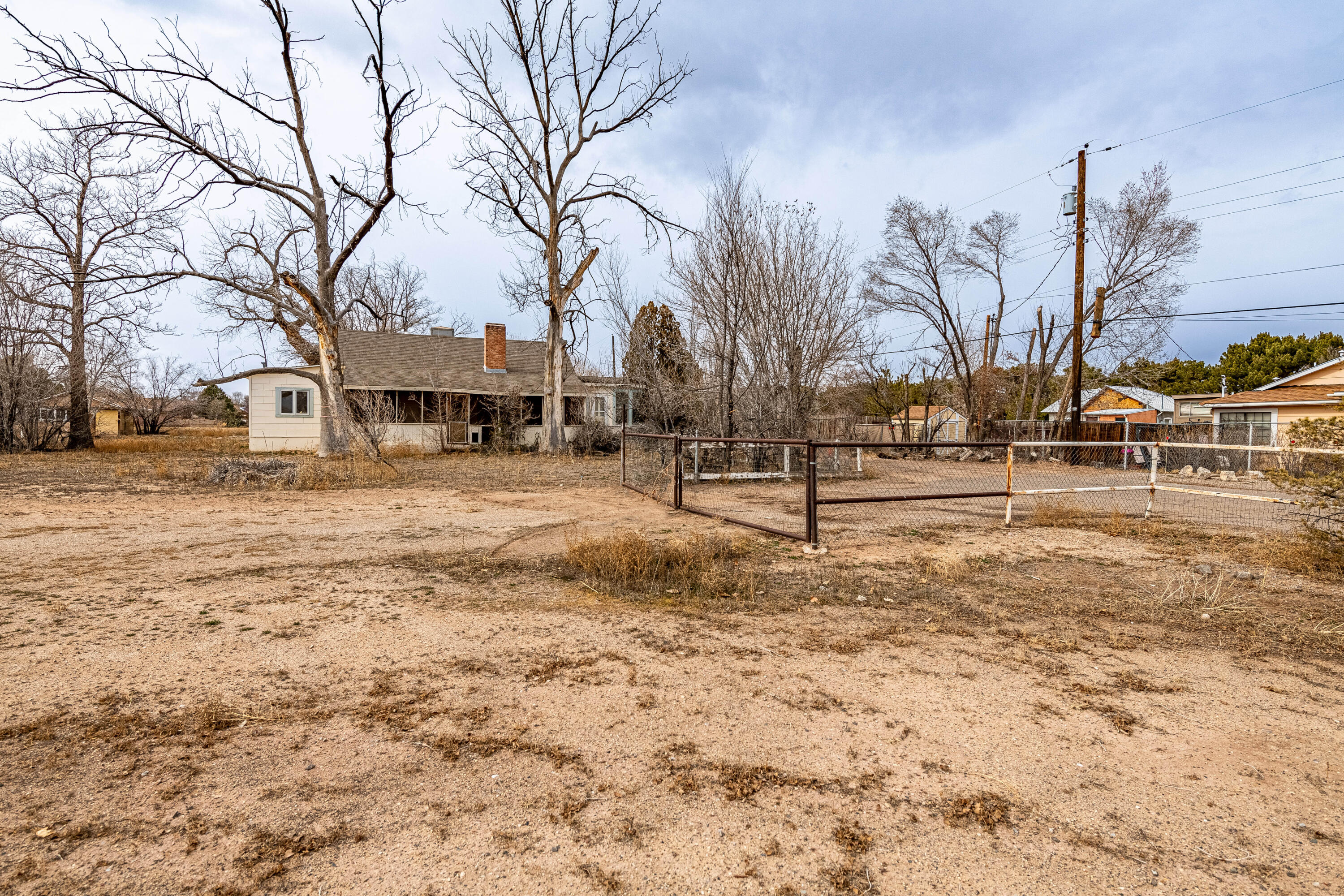 Photo 20 — 520 Sandia View Road NW