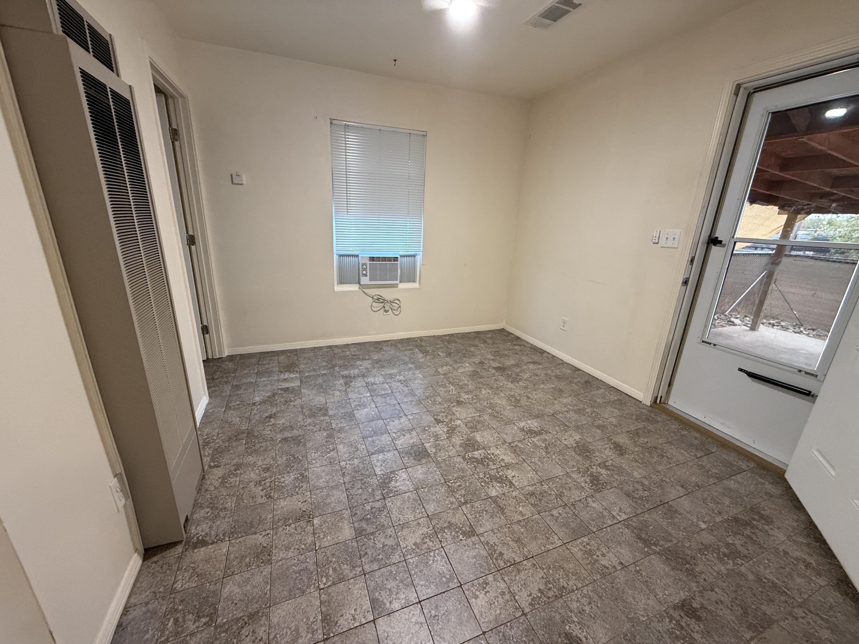 Photo 5 — 412 S 6th Street A