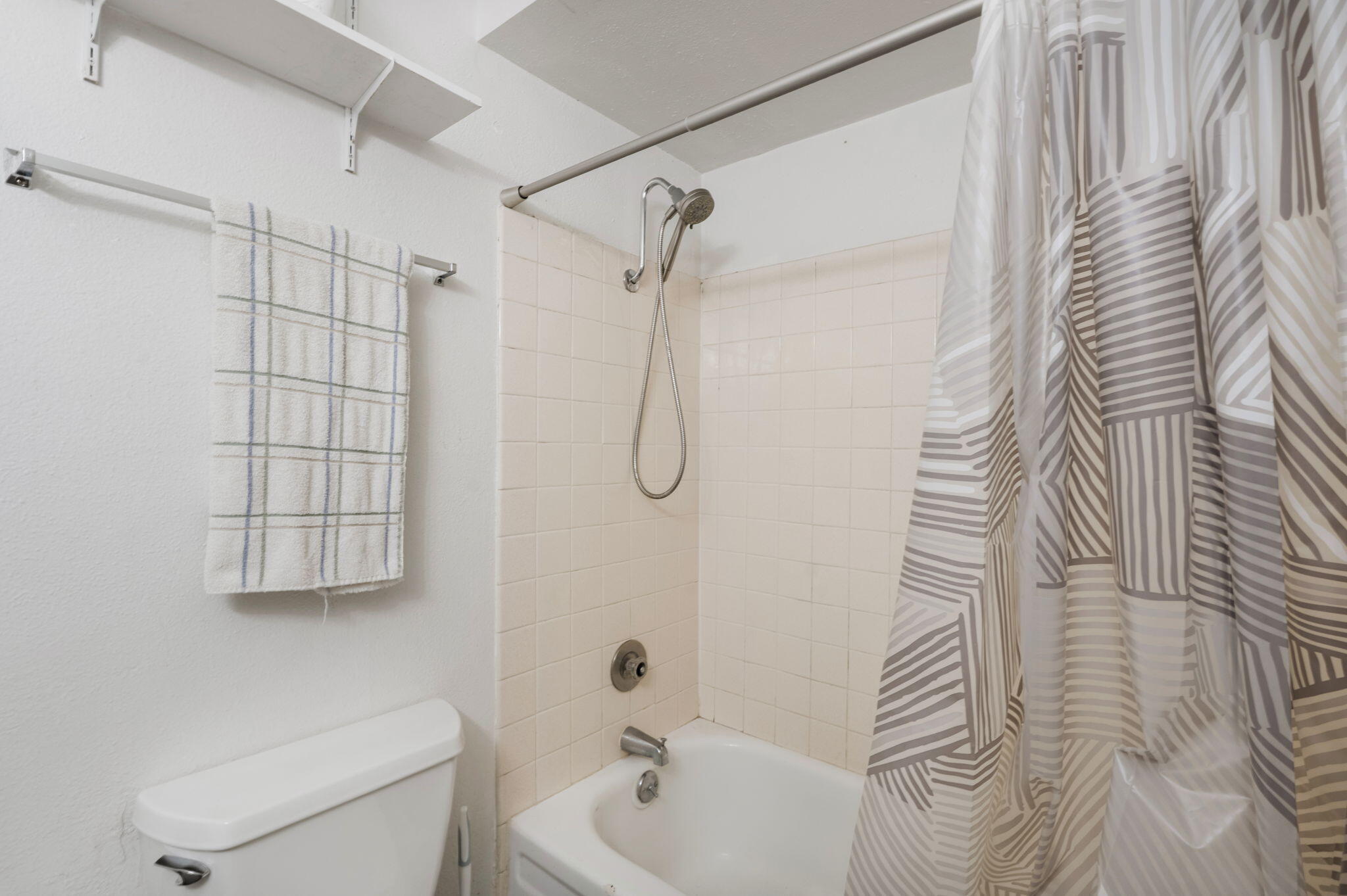 Photo 14 — 3859 Montgomery Boulevard NE APT 1302