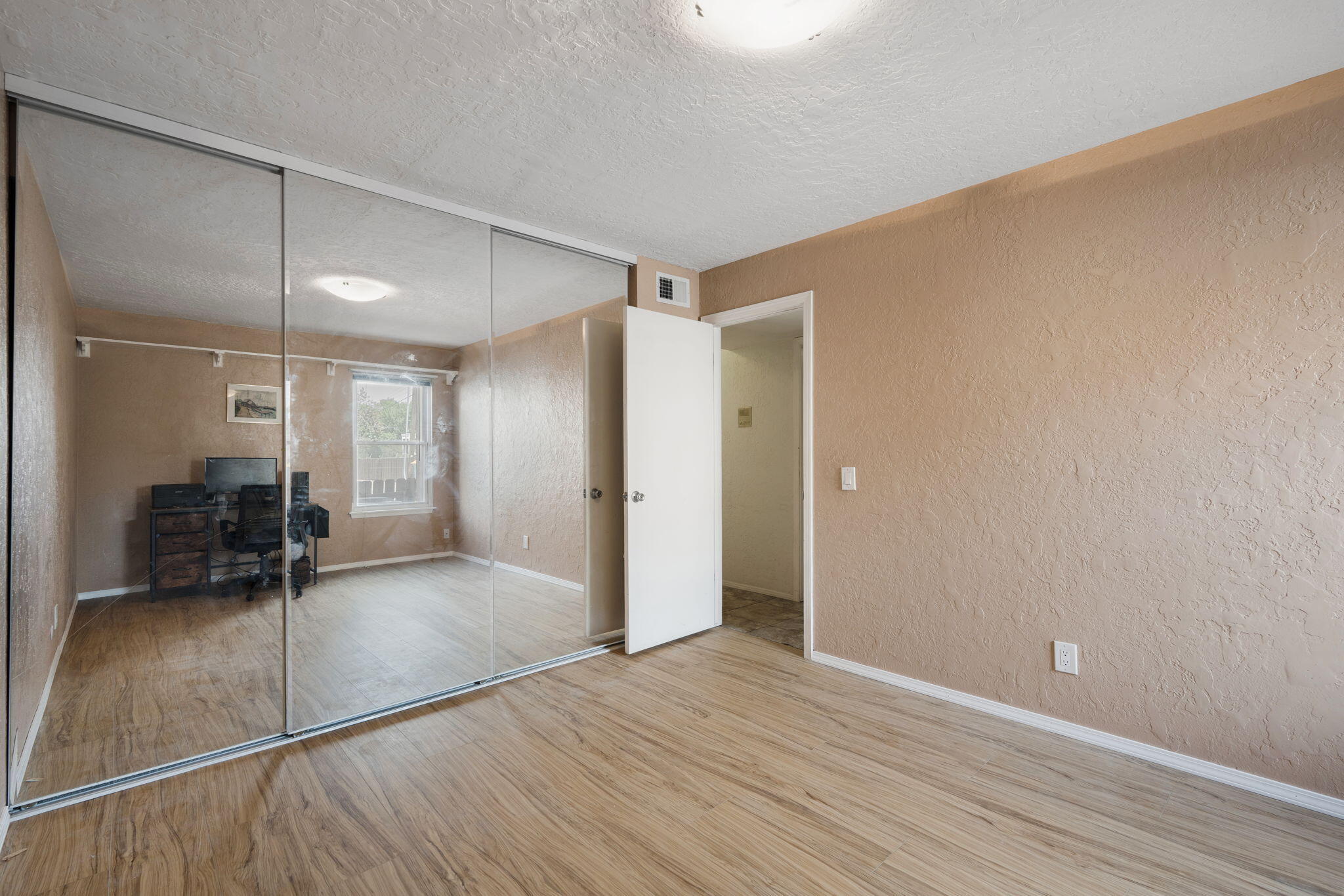 Photo 16 — 3859 Montgomery Boulevard NE APT 1302