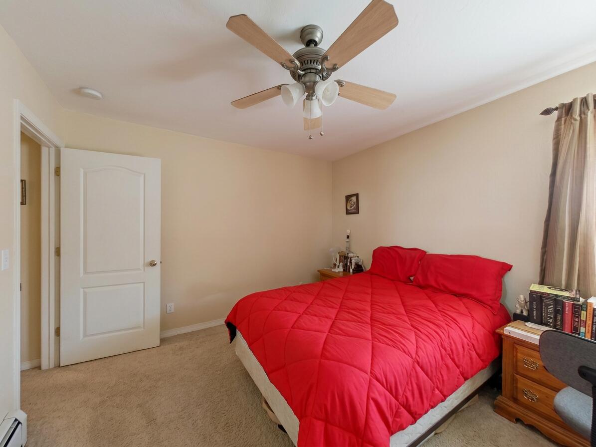 Photo 4 — 1107 Harriett Street