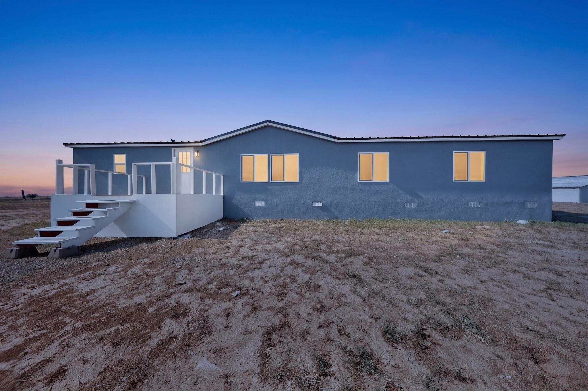 39 Rolling Hills Road, Moriarty, NM 87035