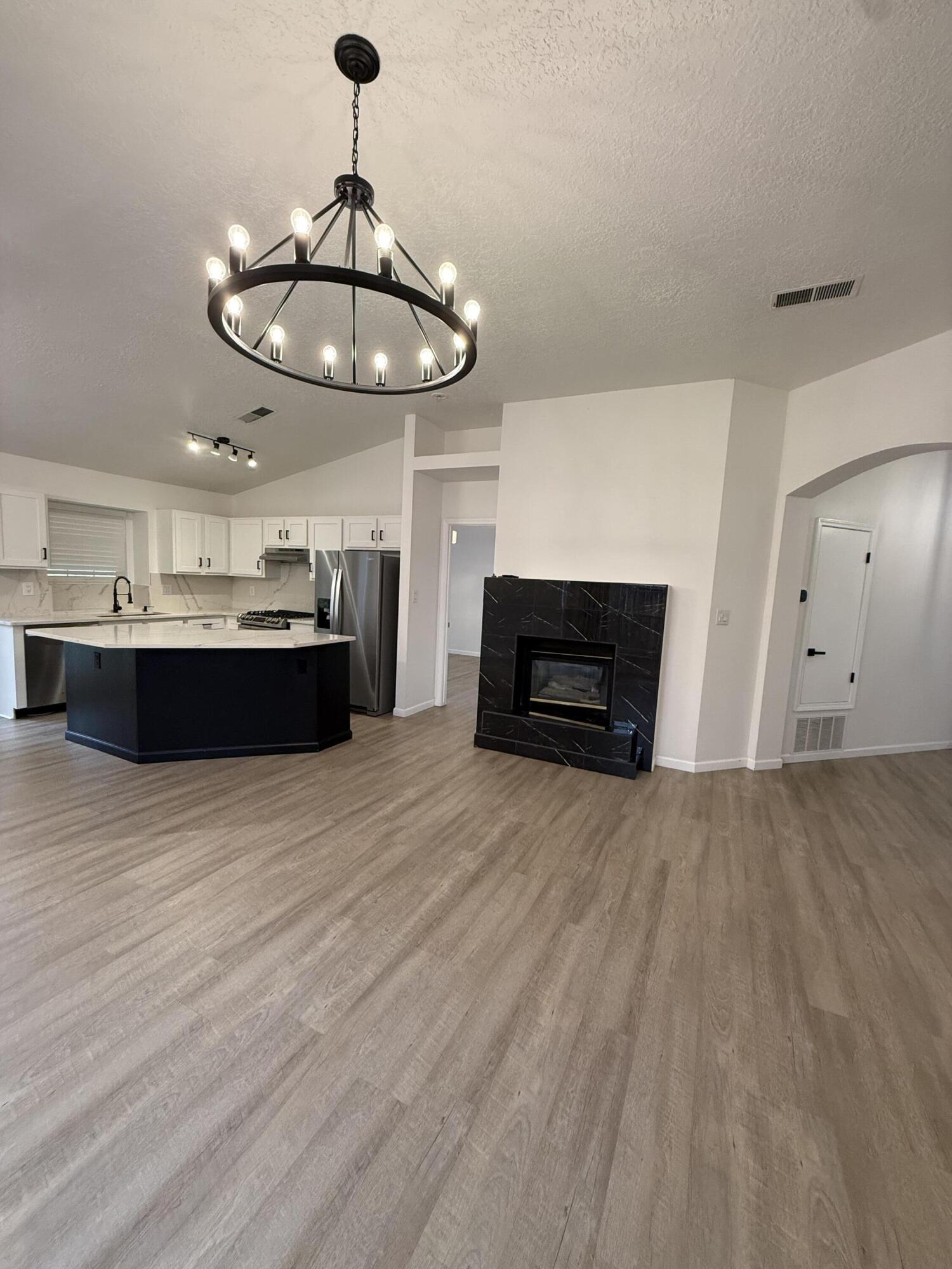 7616 Copperfield Drive NE, Albuquerque, NM 87109
