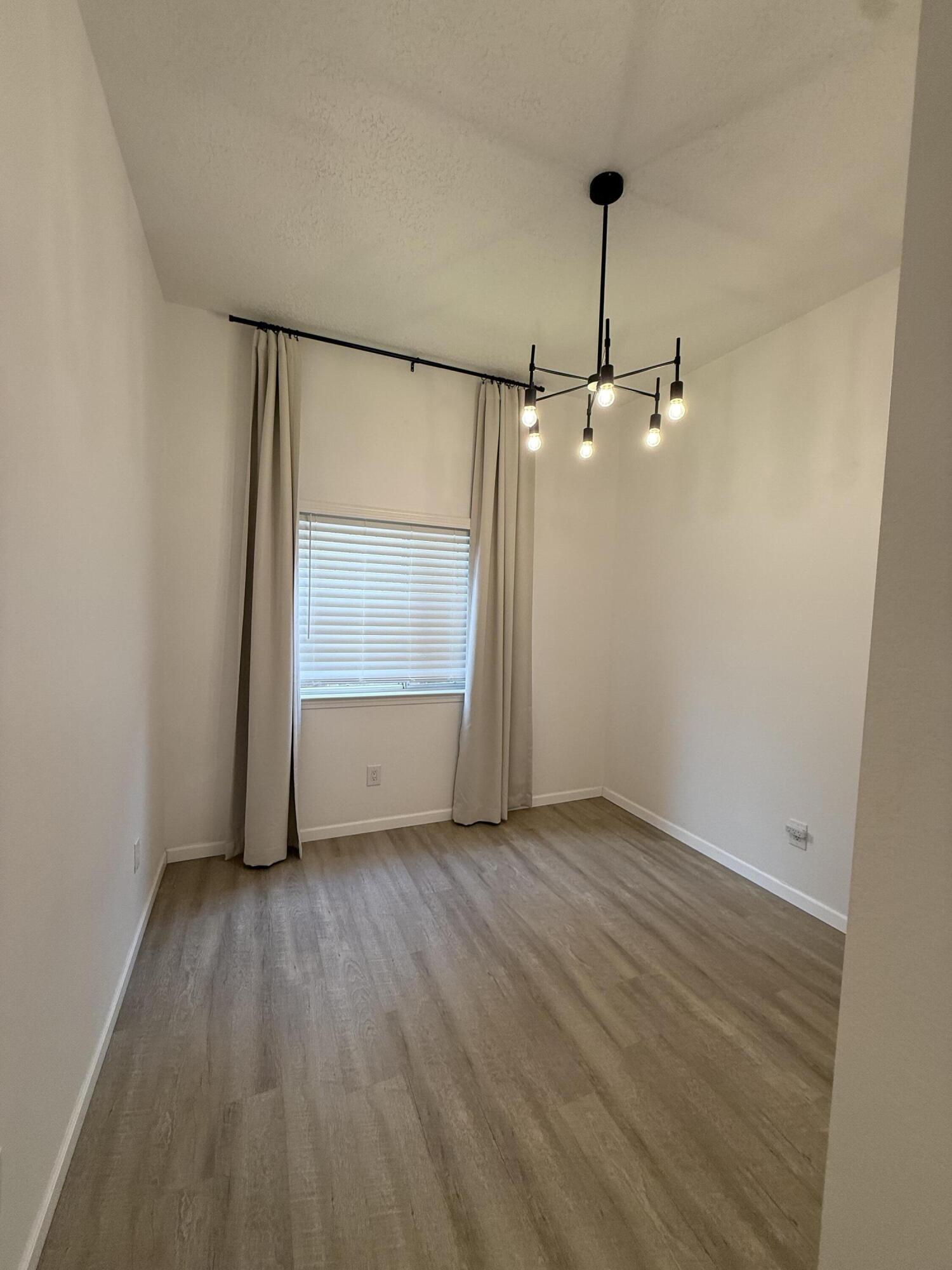 Photo 3 — 7616 Copperfield Drive NE