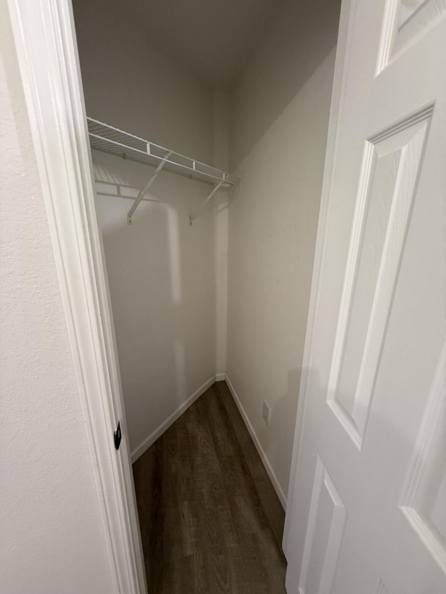 Photo 7 — 7616 Copperfield Drive NE