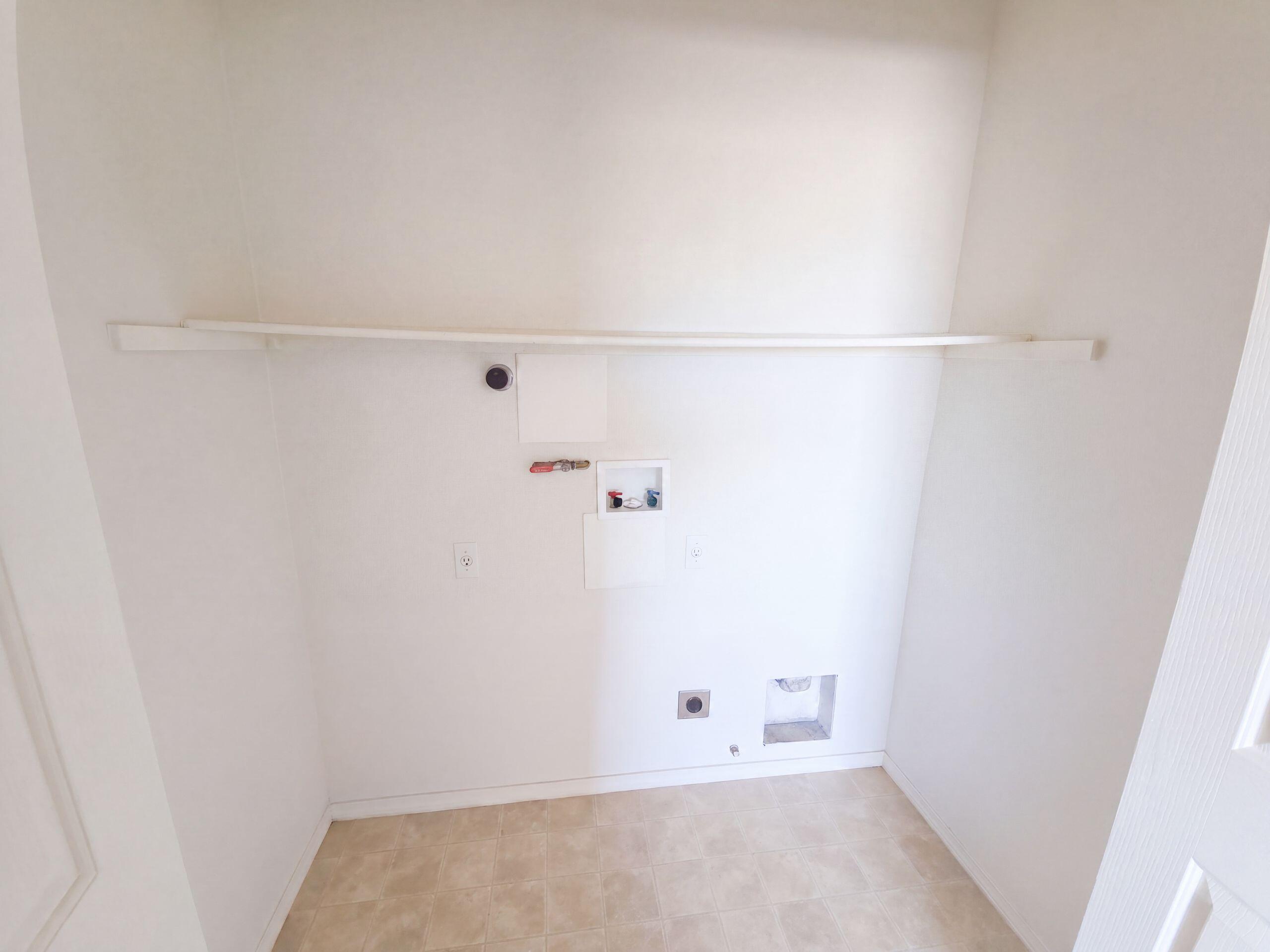 Photo 8 — 5051 27th Avenue NE
