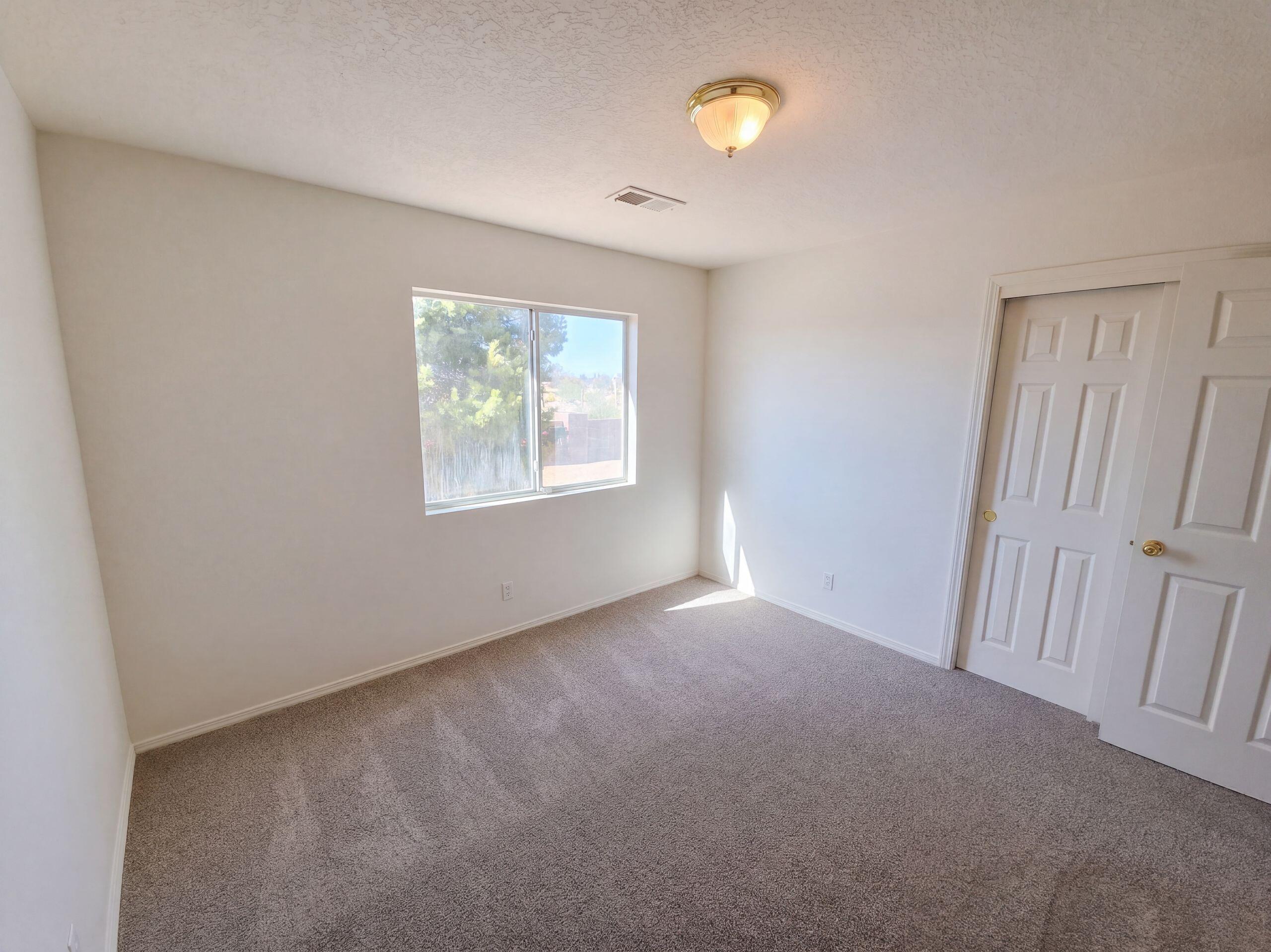 Photo 10 — 5051 27th Avenue NE