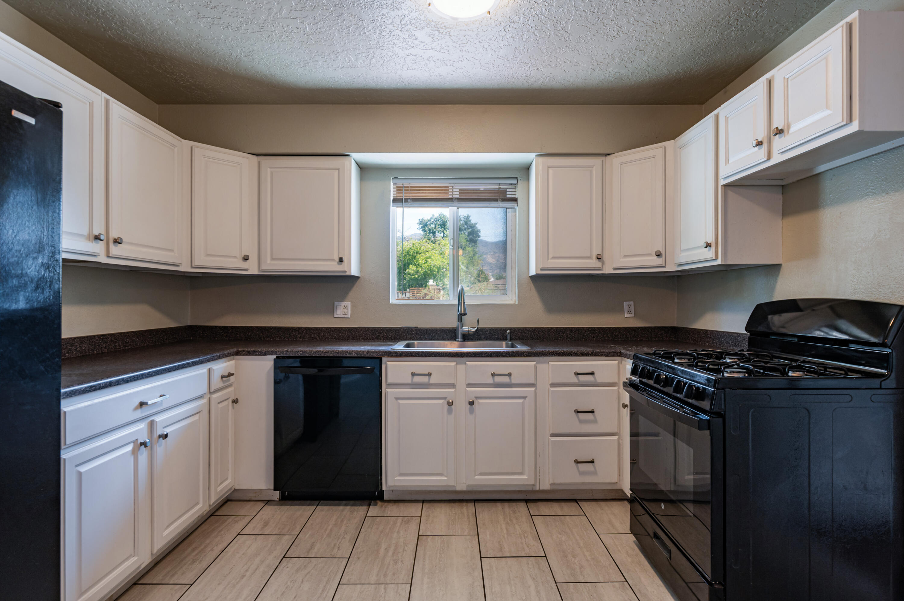 Photo 17 — 2713 Morris Street NE